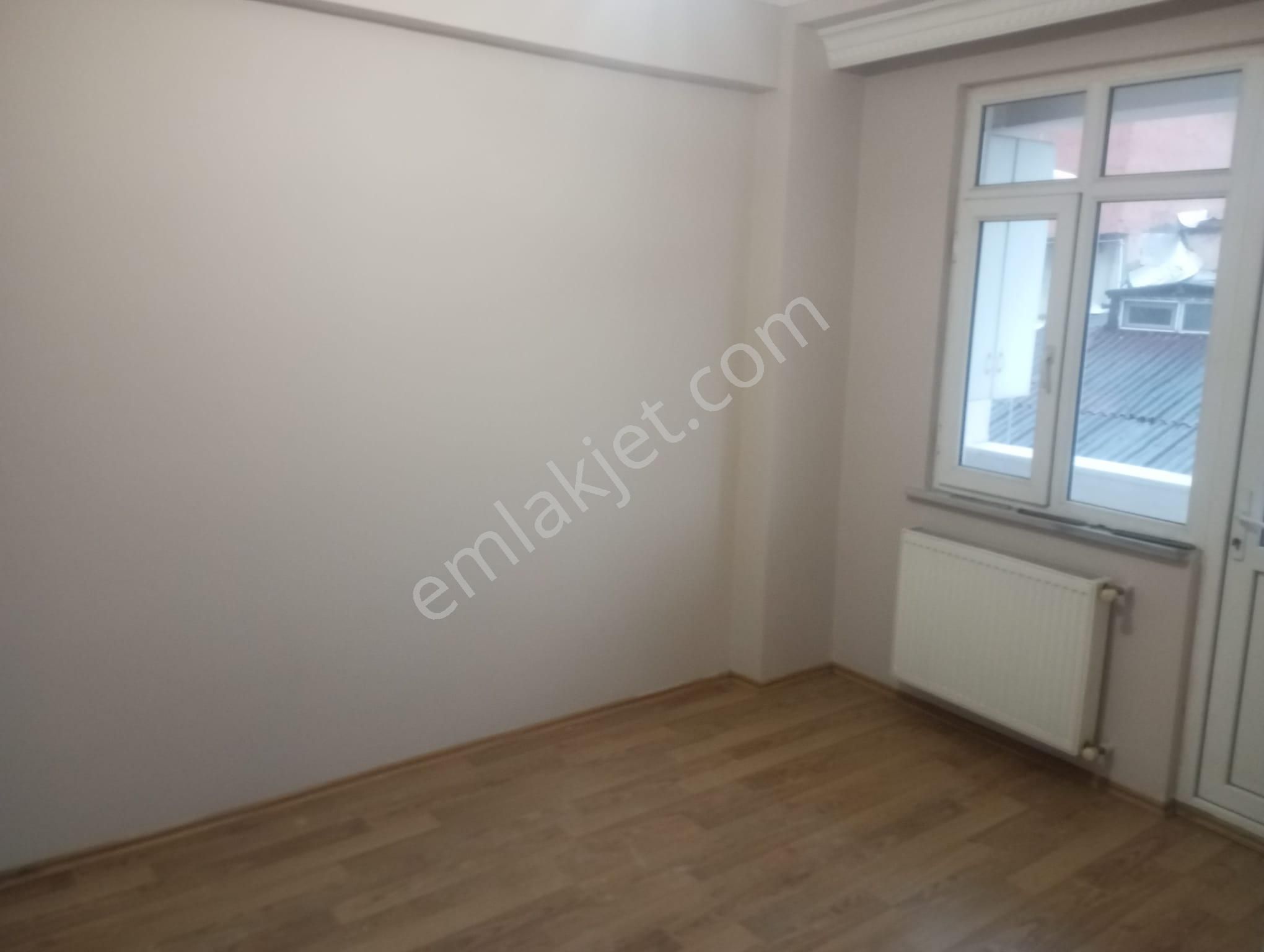 Esenler Fatih Mahallesinde Kiralık 2+1 Yeni Boyalı Temiz Daire - Görsel 6