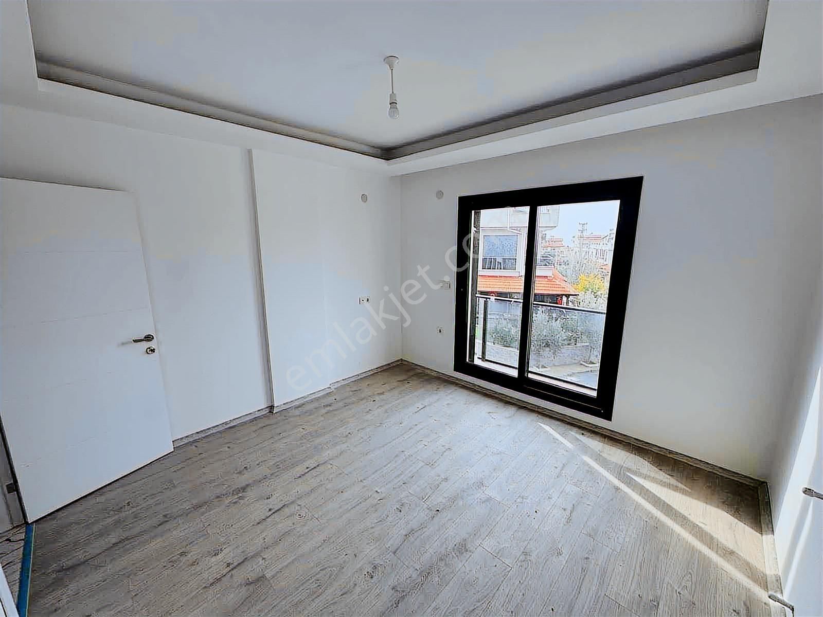 Otoparklı, Önü Açık, Deniz Manzaralı Sıfır Köşe Villa - Görsel 17