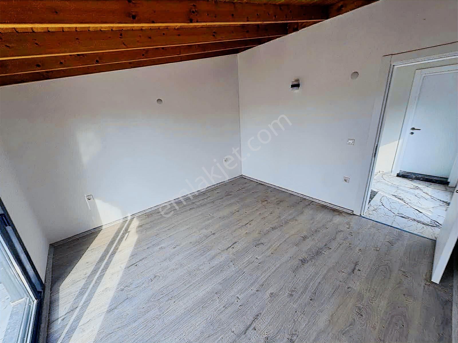 Otoparklı, Önü Açık, Deniz Manzaralı Sıfır Köşe Villa - Görsel 20