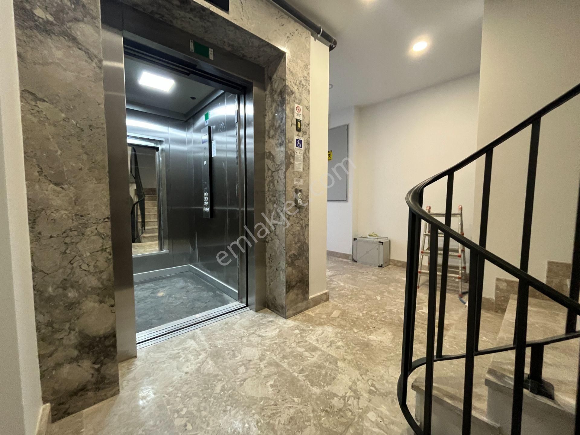 Samandıra Merkeze Yakın Asansörlü 4+1 Sıfır Ultra Lüks Dubleks - Görsel 12