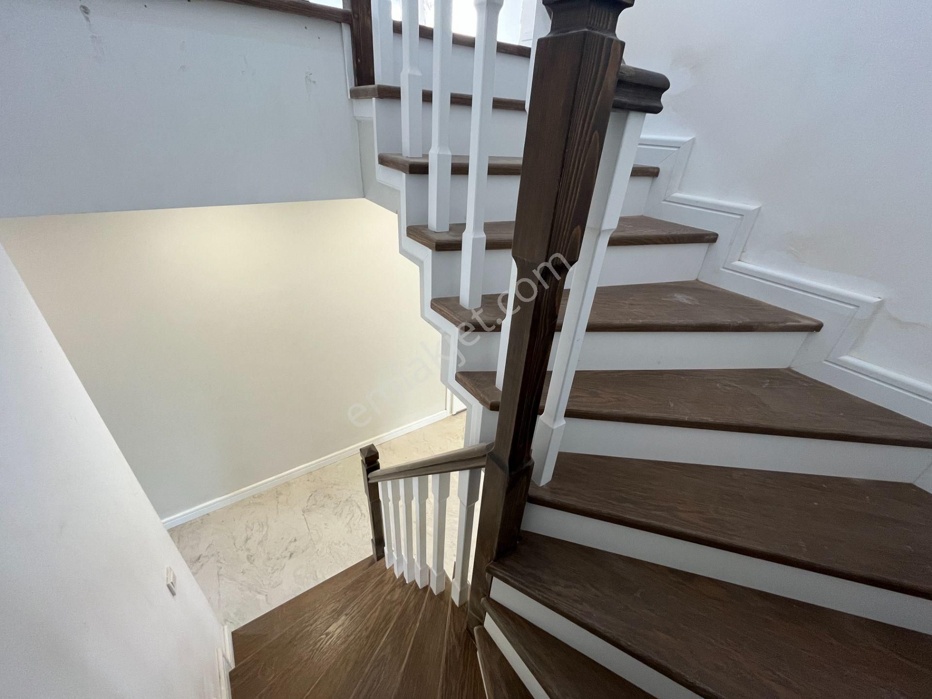 Samandıra Merkeze Yakın Asansörlü 4+1 Sıfır Ultra Lüks Dubleks - Görsel 22