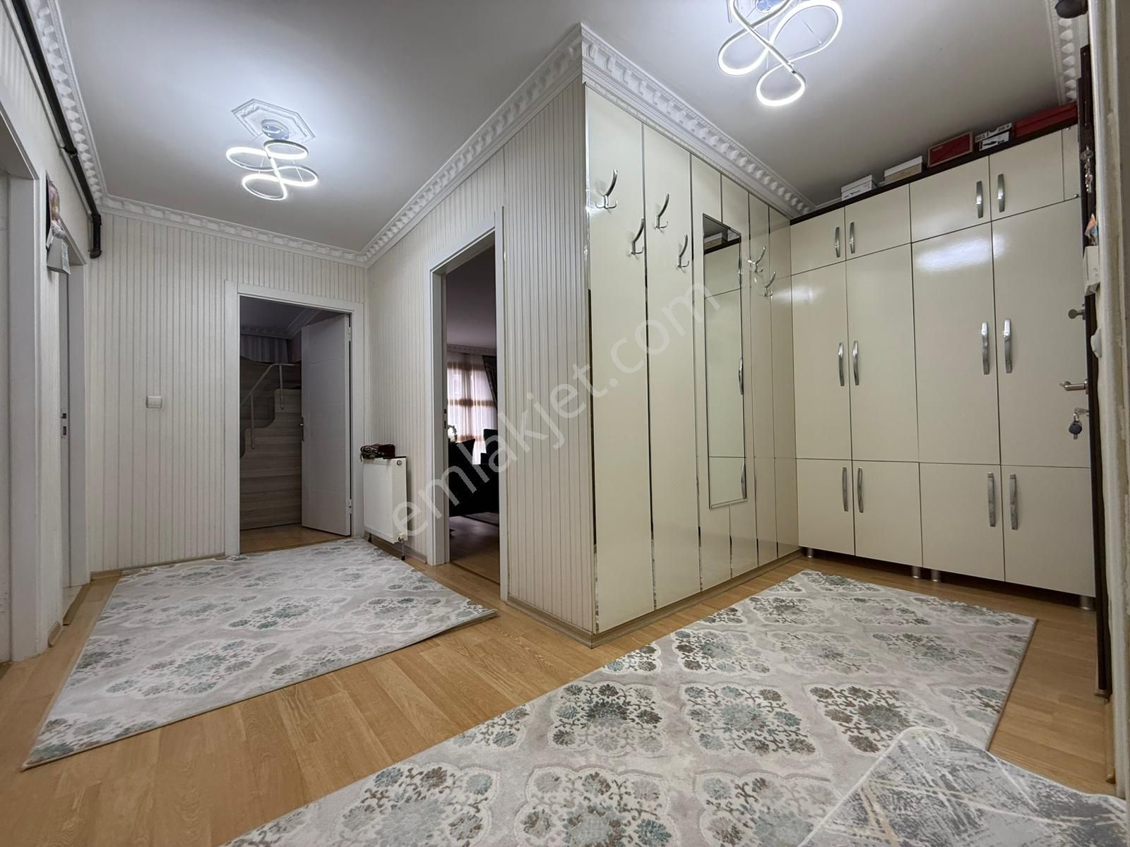 Kanuni Mahallesinde Geniş M2 Asansörlü Katta Fırsat !!!! - Görsel 22