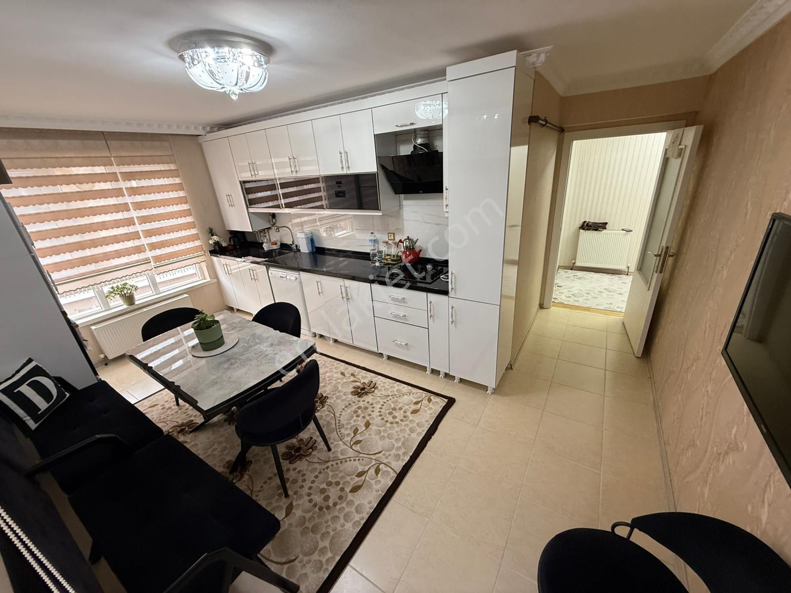 Kanuni Mahallesinde Geniş M2 Asansörlü Katta Fırsat !!!! - Görsel 5