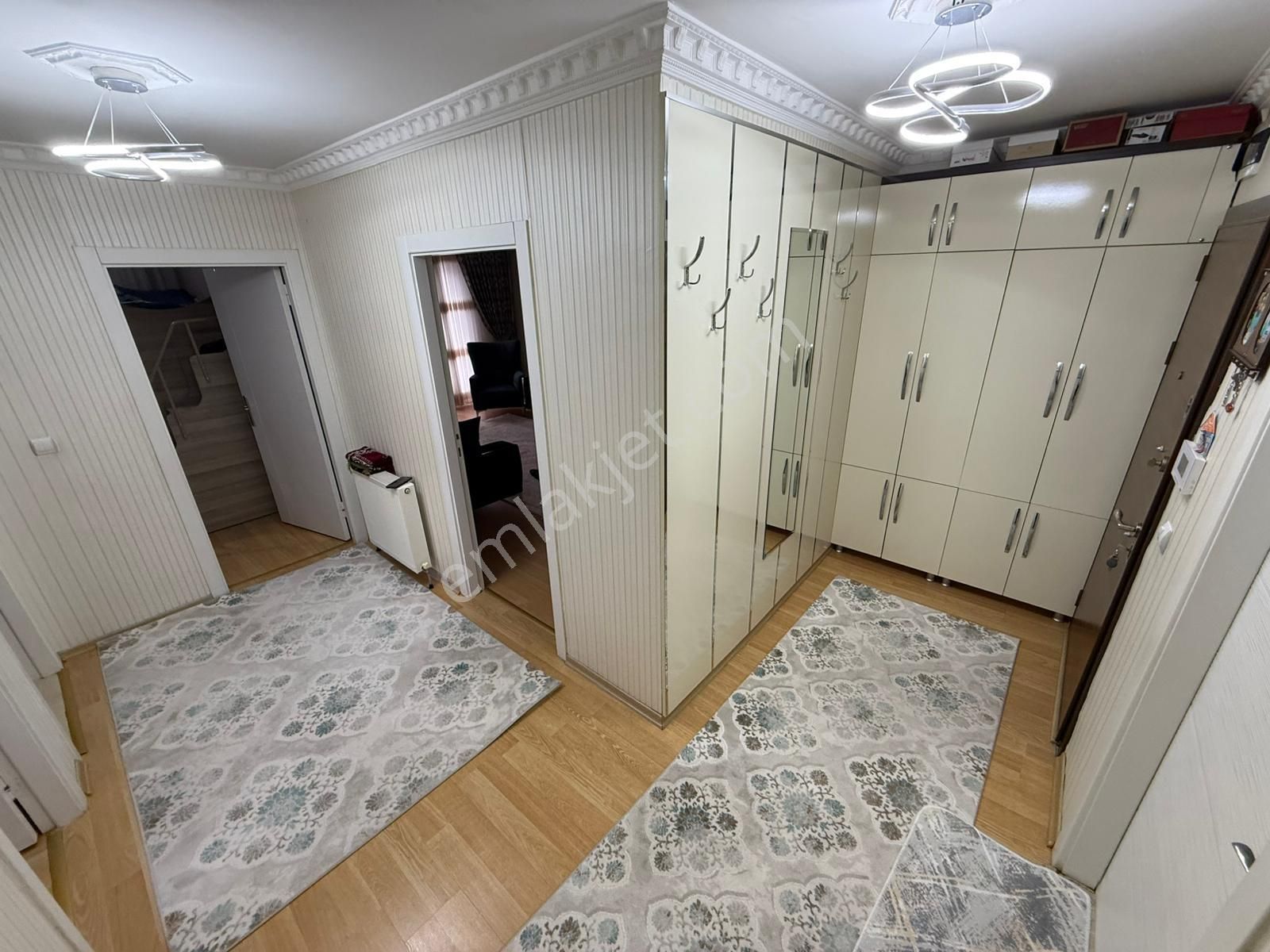 Kanuni Mahallesinde Geniş M2 Asansörlü Katta Fırsat !!!! - Görsel 21