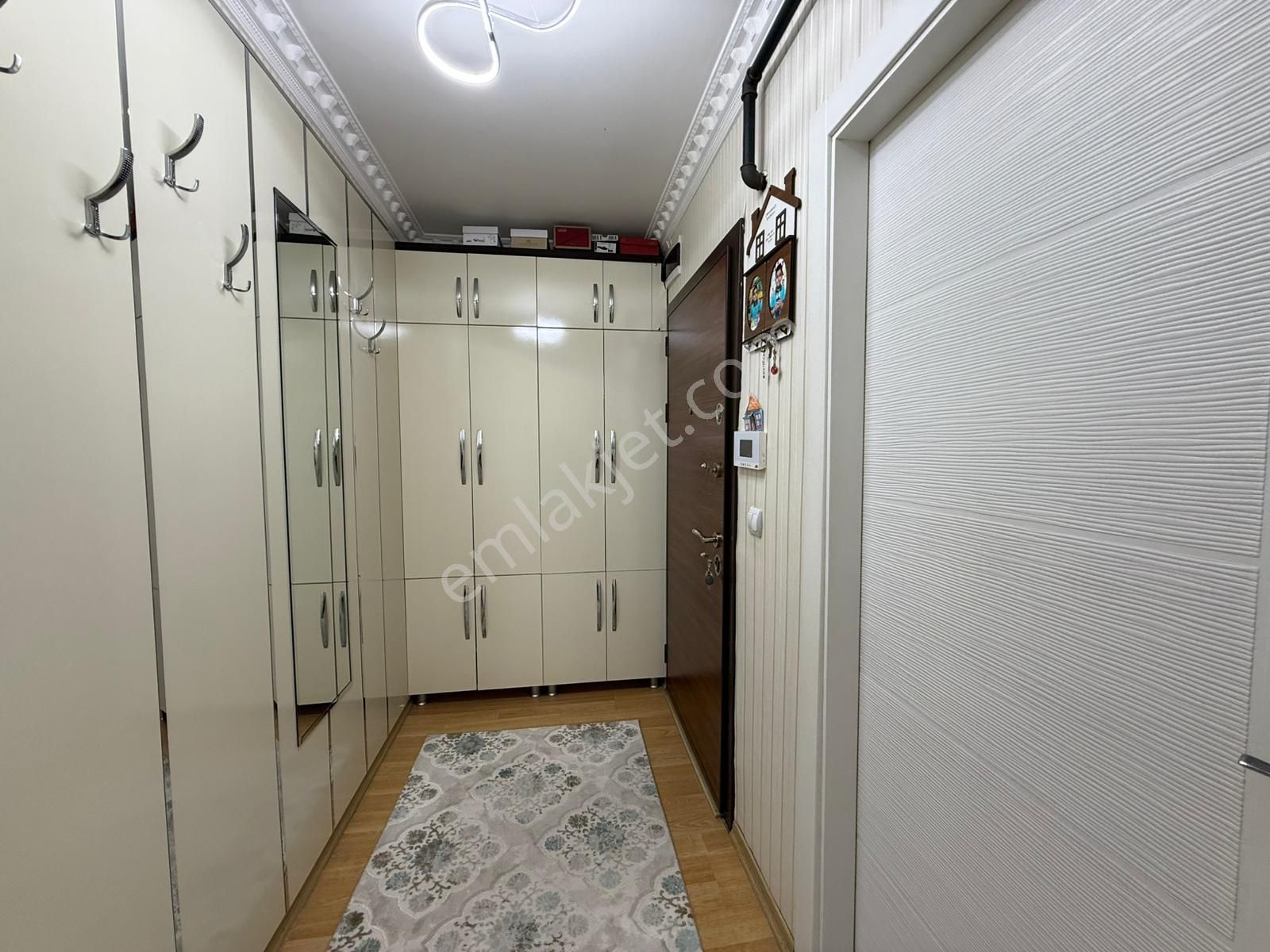 Kanuni Mahallesinde Geniş M2 Asansörlü Katta Fırsat !!!! - Görsel 24