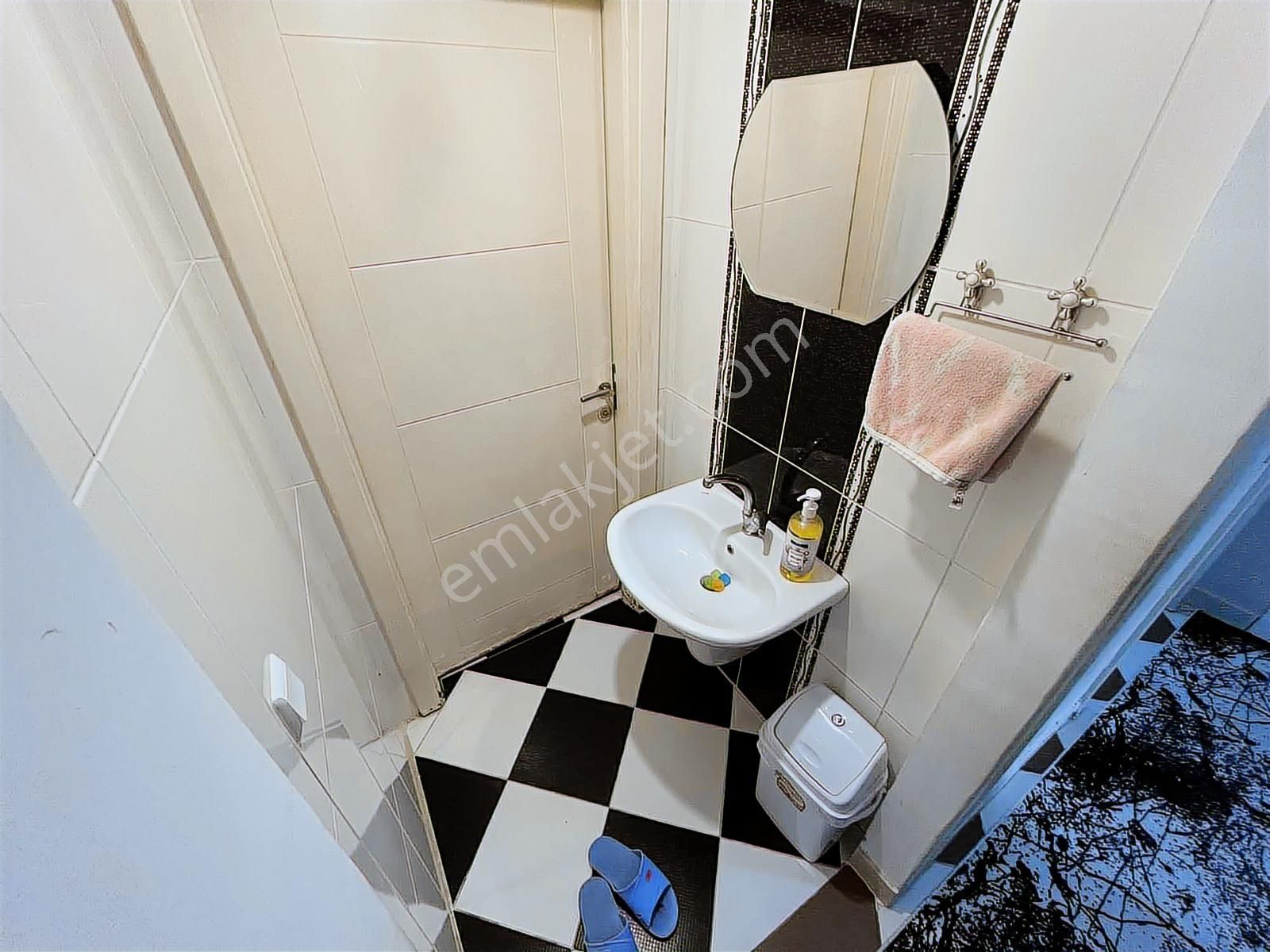 Yüce'den▓ 3+1 Güney.c 145m2 Kullanım Alanlı 45 M2 Özel Teraslı - Görsel 24