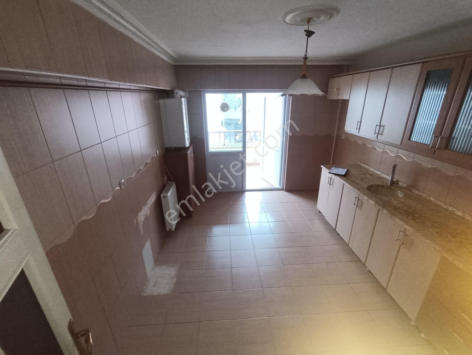 Mç Emlak'tan Mareşal Çakmak Mah'sınde 3+1 Satılık Daire - Görsel 3