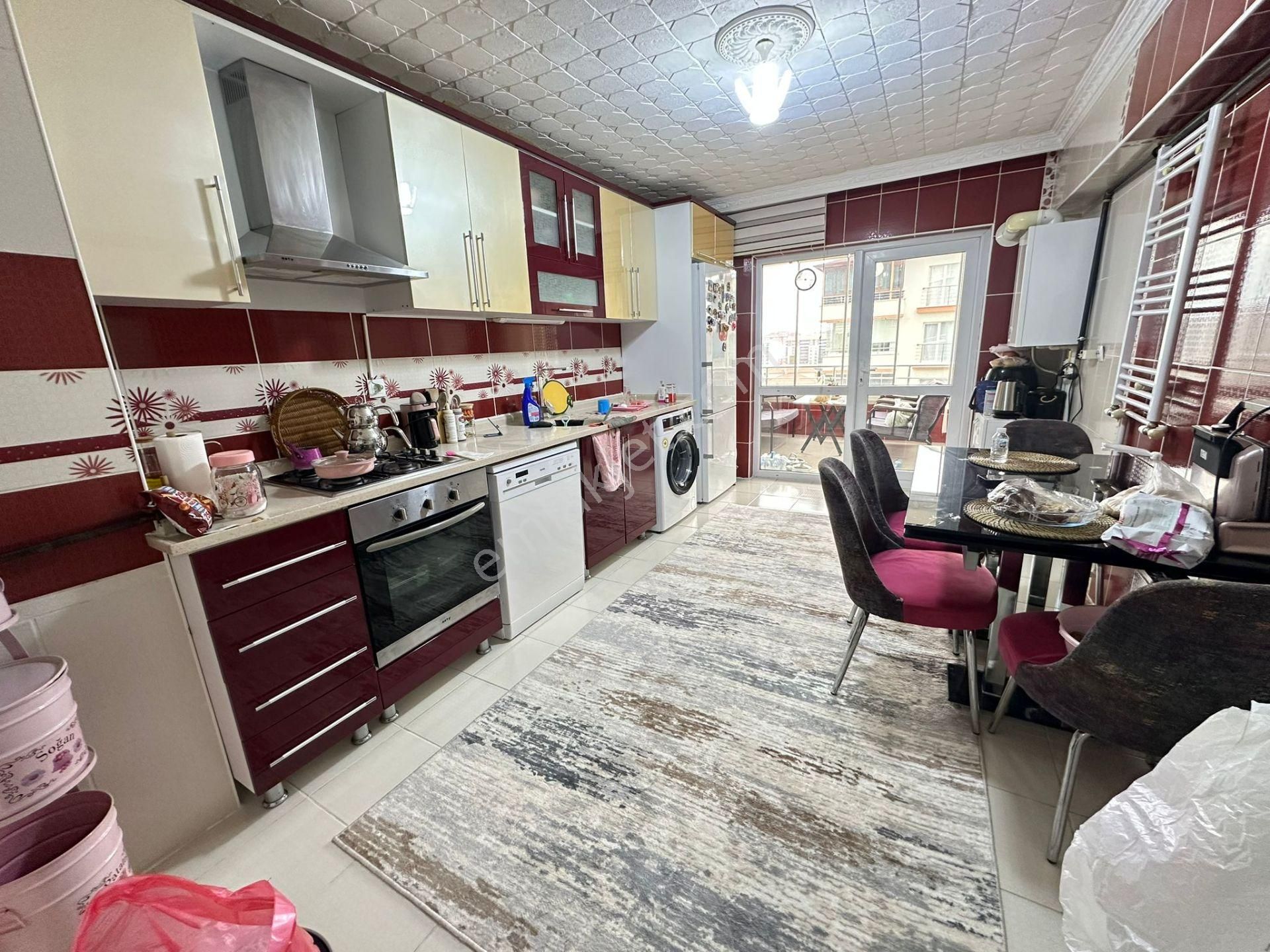 Acil Satılık__kent Konseyi Yanı__160m2__teras Balkonlu Arakat