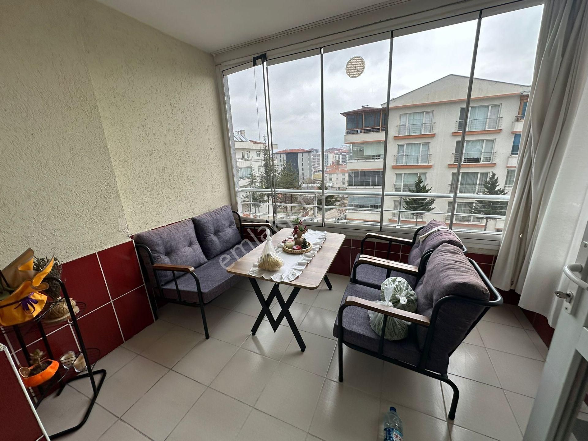 Acil Satılık__kent Konseyi Yanı__160m2__teras Balkonlu Arakat - Görsel 8