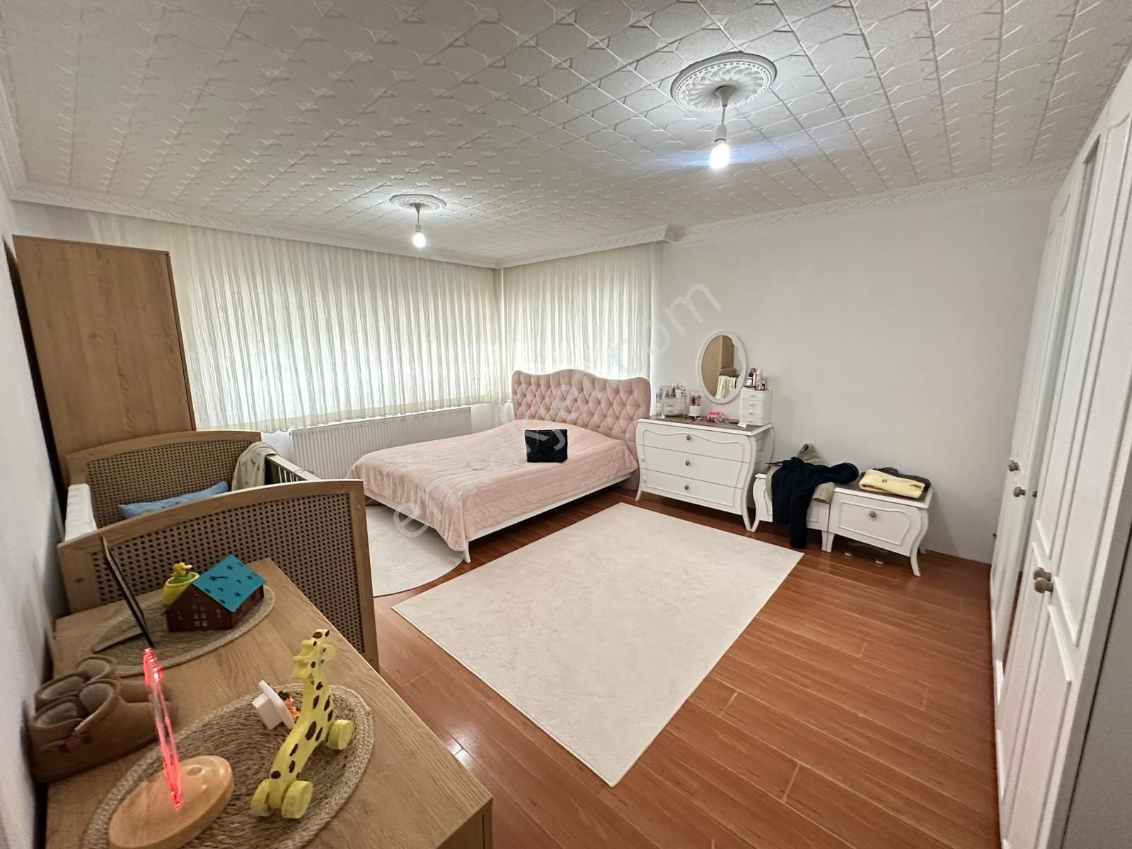 Acil Satılık__kent Konseyi Yanı__160m2__teras Balkonlu Arakat - Görsel 15