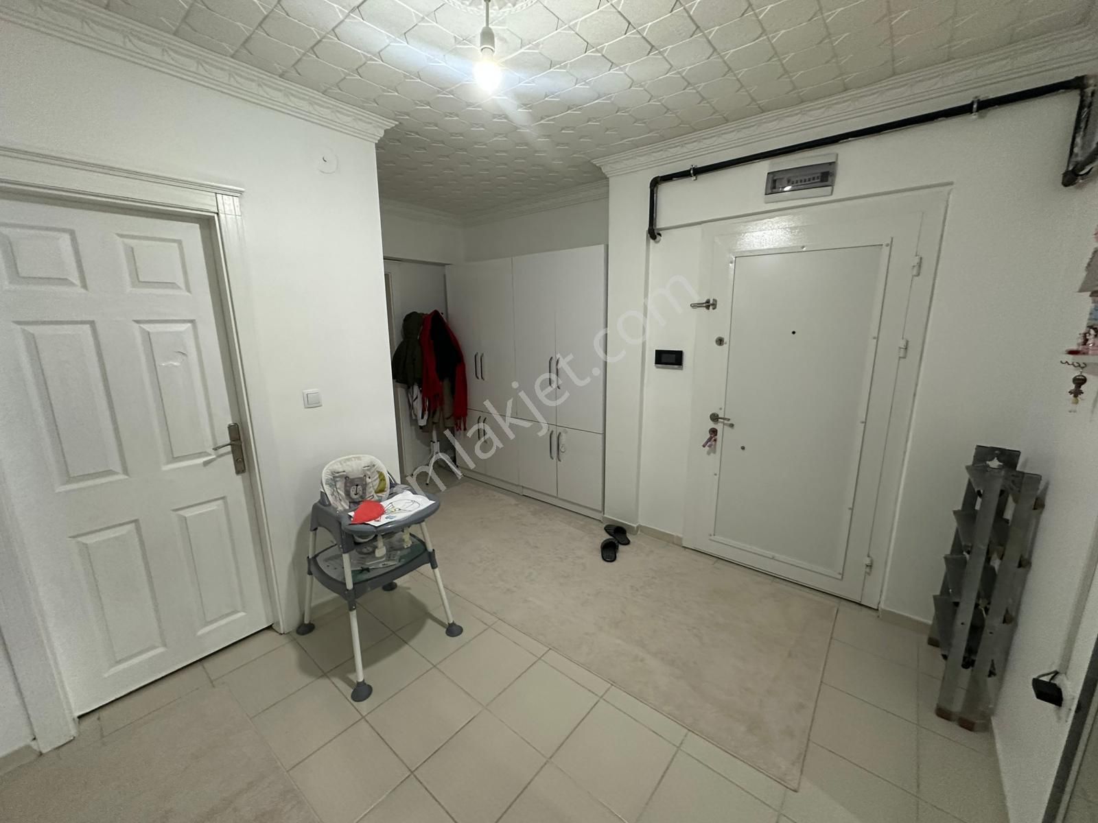 Acil Satılık__kent Konseyi Yanı__160m2__teras Balkonlu Arakat - Görsel 10