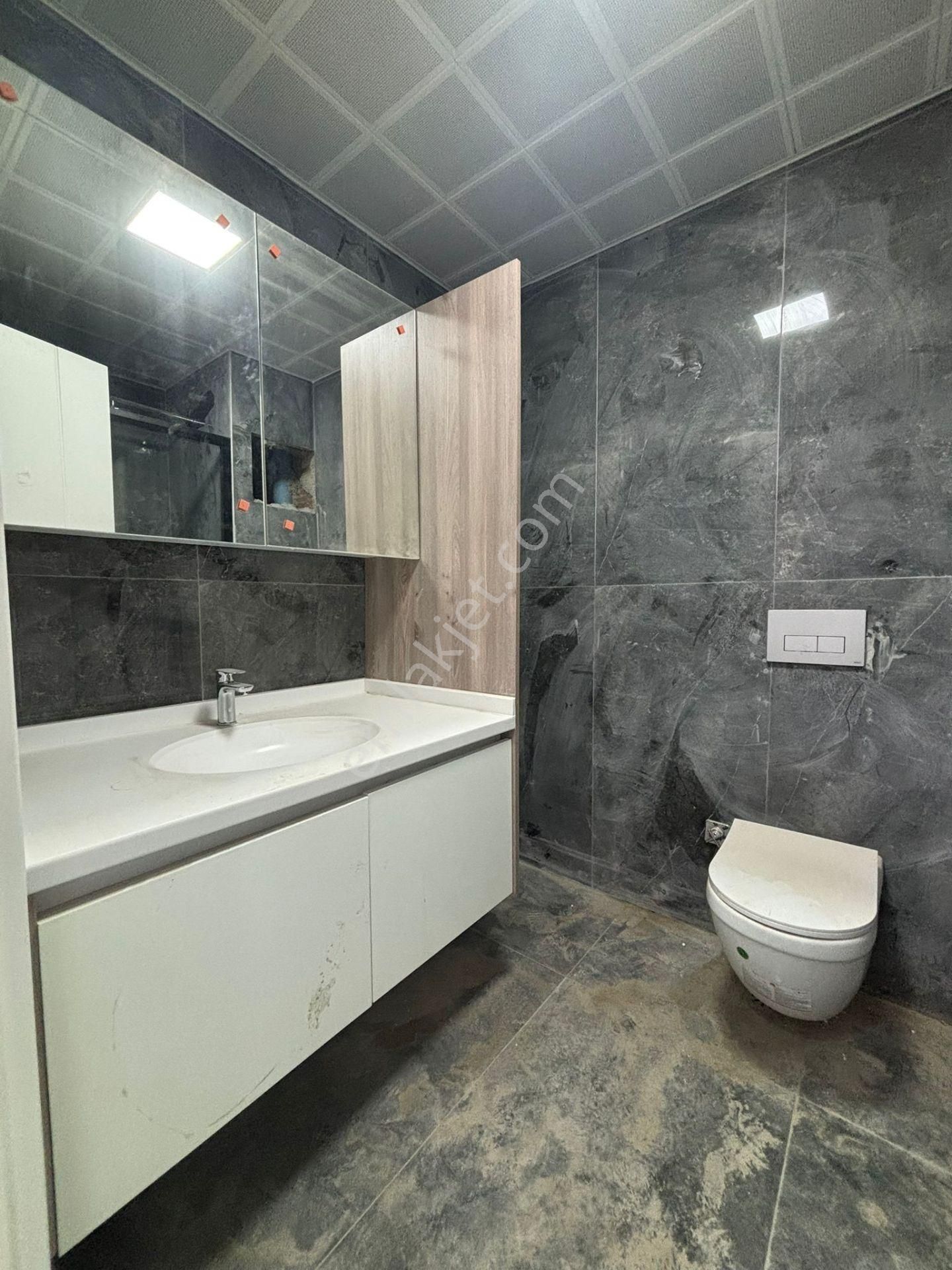 Kepez Devlet Hastane Okul Avm Ulaşım Üzerinde Yüzme Havuzlu Arakat 1+1 Daire - Görsel 14