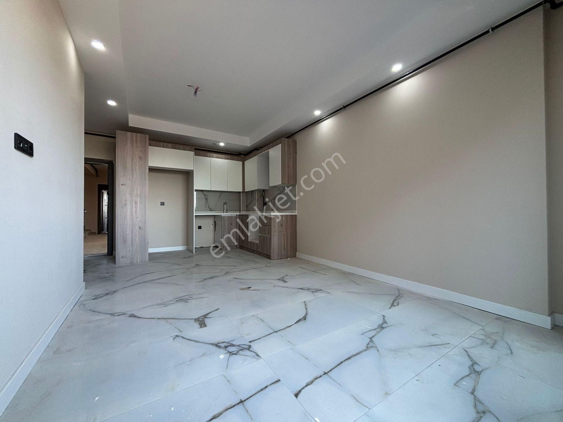 Kepez Devlet Hastane Okul Avm Ulaşım Üzerinde Yüzme Havuzlu Arakat 1+1 Daire - Görsel 5