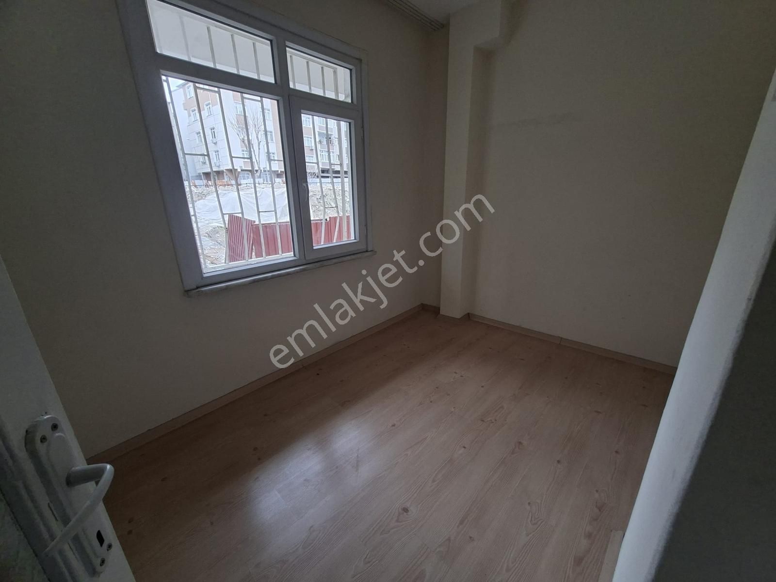 Güngören Merkez Mah. 3+1 Odalı Krediye Uygun Satılık Daire - Görsel 23