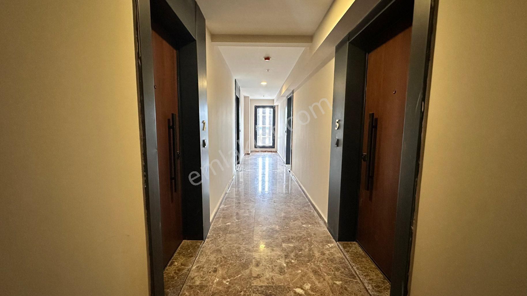 Altınova Metro Avm-agora-ikea Karşısı 1+1 Plaza Ofis&büro&daireler - Görsel 21