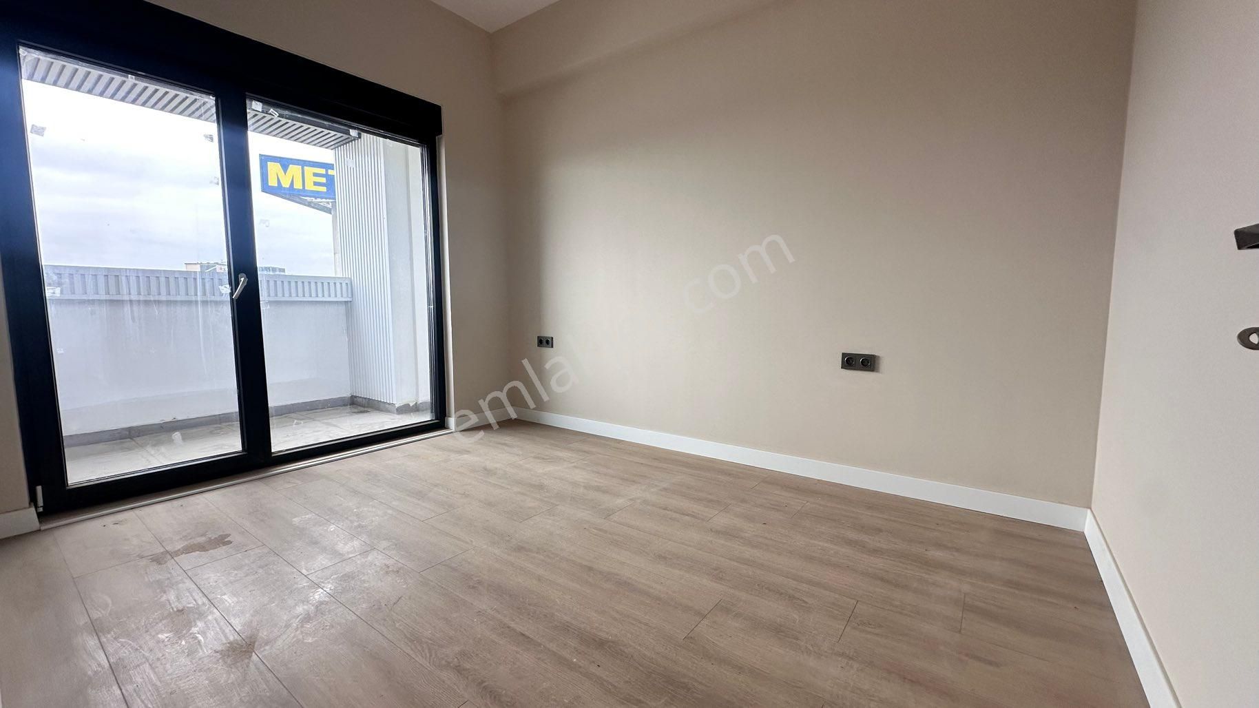 Altınova Metro Avm-agora-ikea Karşısı 1+1 Plaza Ofis&büro&daireler - Görsel 16