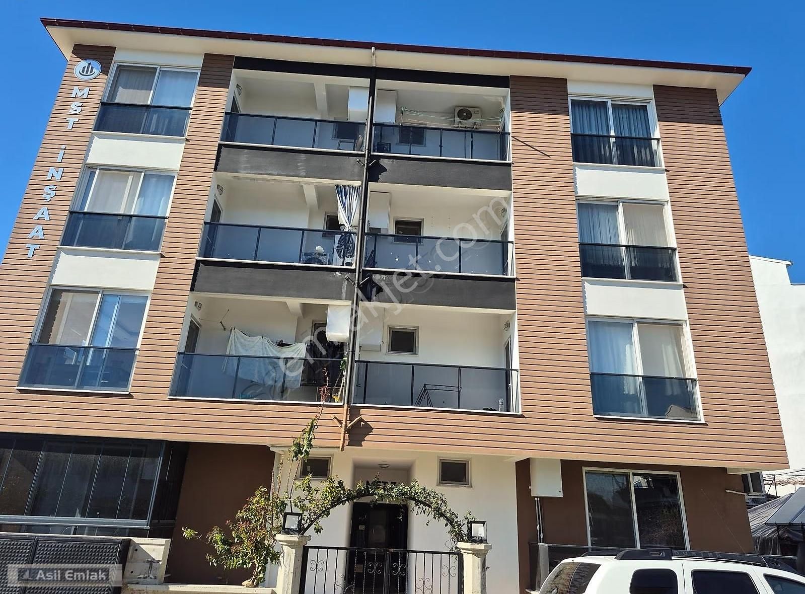 Asil Emlaktan Dalaman Altıntas Mah.de Kiralık Eşyalı 1+1 Daire