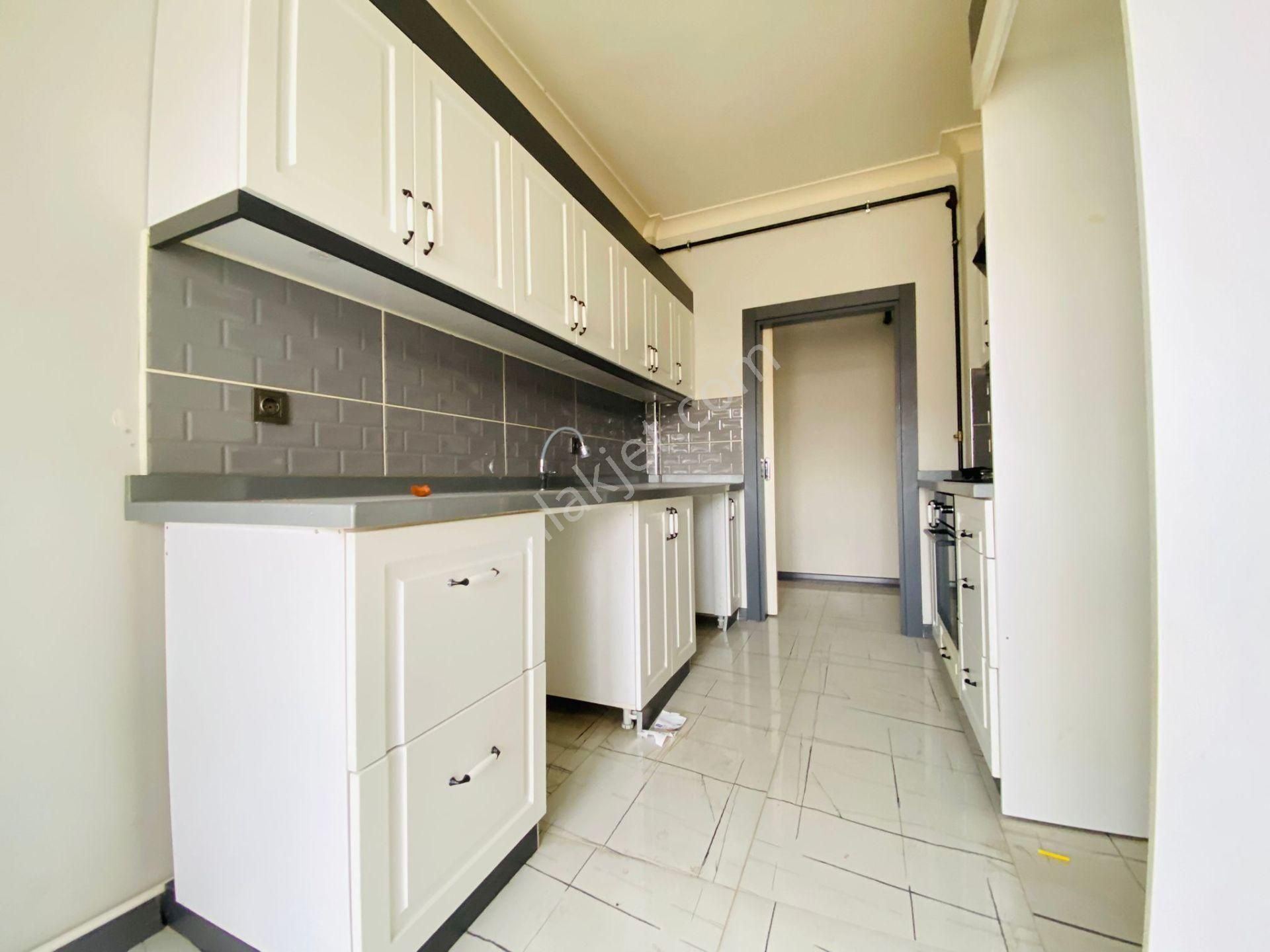 Plevne Cad. Üzerinde Asansörlü Katta 3+1 Satılık Daire !!! - Görsel 18