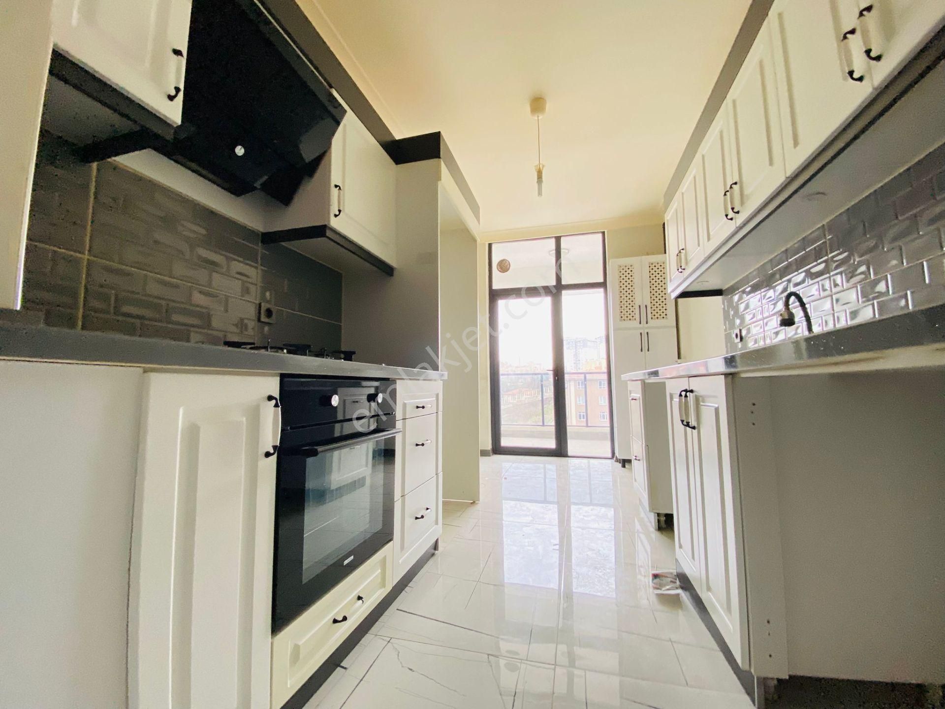 Plevne Cad. Üzerinde Asansörlü Katta 3+1 Satılık Daire !!! - Görsel 15