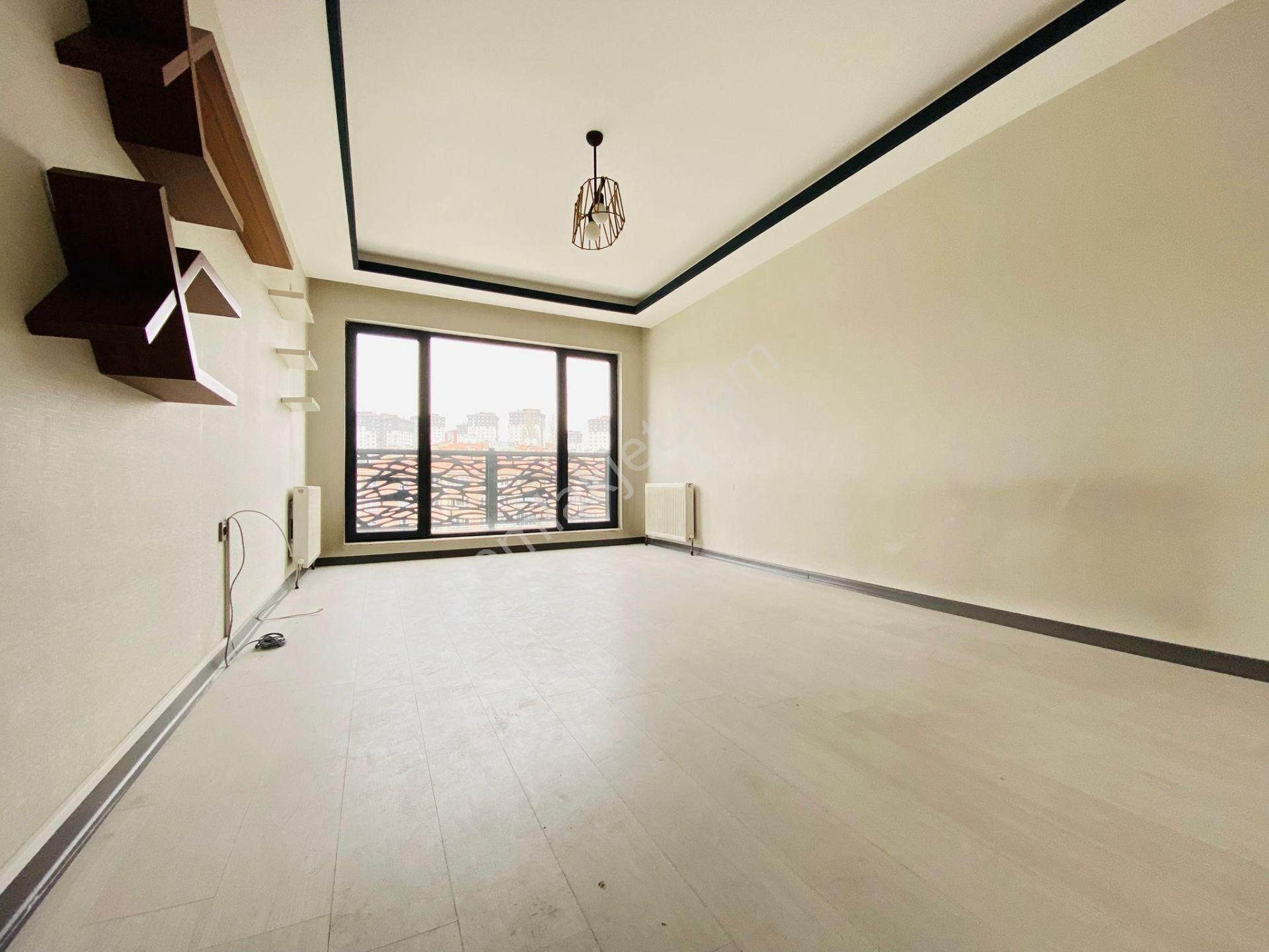 Plevne Cad. Üzerinde Asansörlü Katta 3+1 Satılık Daire !!! - Görsel 3