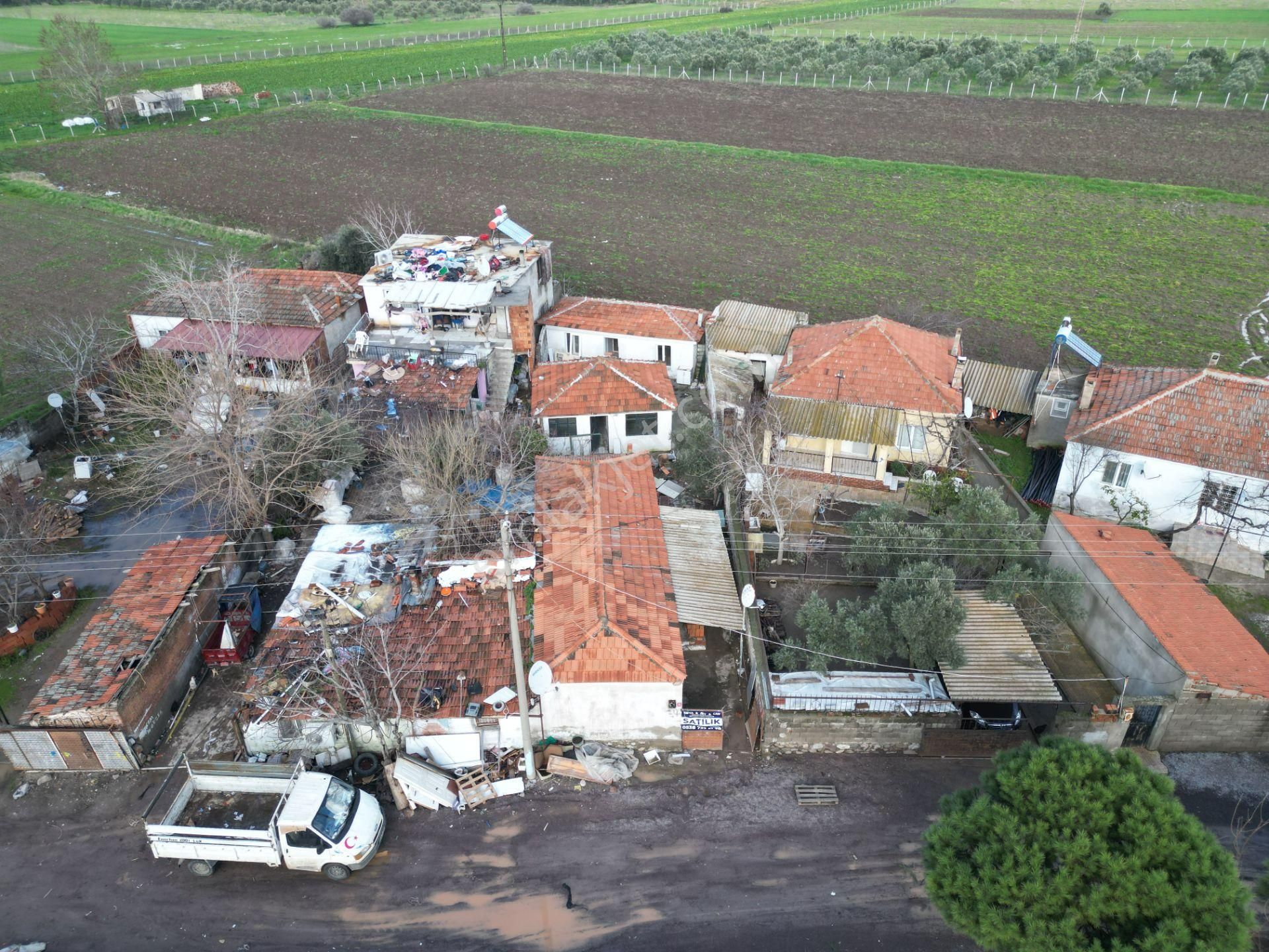 Rota'dan | Yatırımlık Fırsat |ana Yol Üzerinde | Tek Parsel 3 Ev - Görsel 6