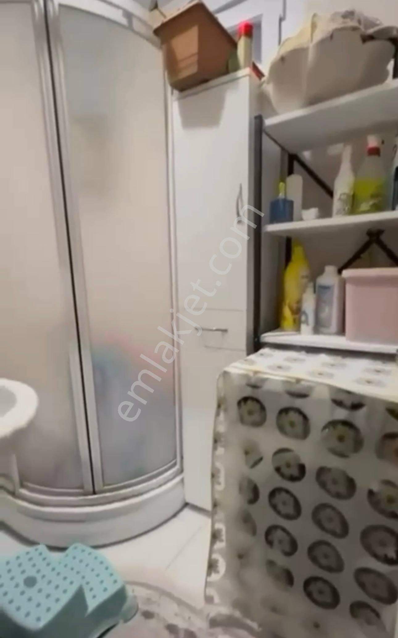 Mehterçeşme Mahallesinde Metrobüse Yakın 2+1 Satılık Daire - Görsel 5