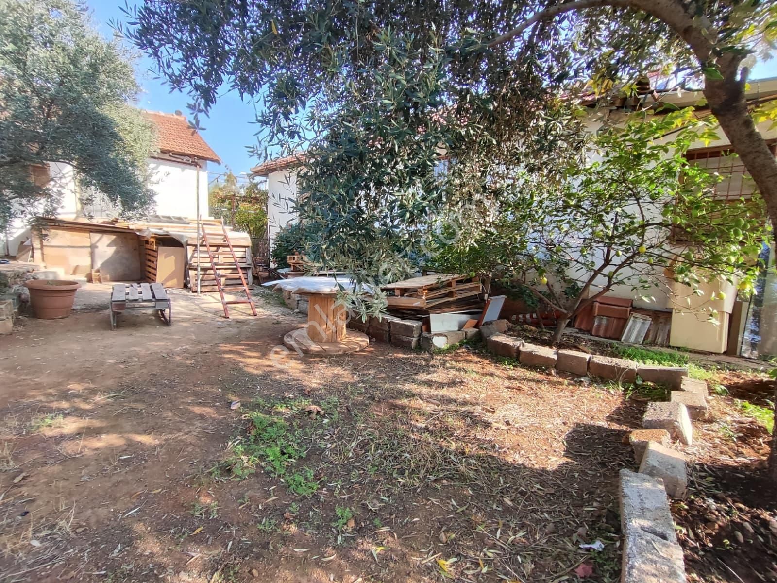 Cadde Üzerinde 2+1 Müstakil Ev Köşe Parsel Satılık Hisseli Tapu - Görsel 11