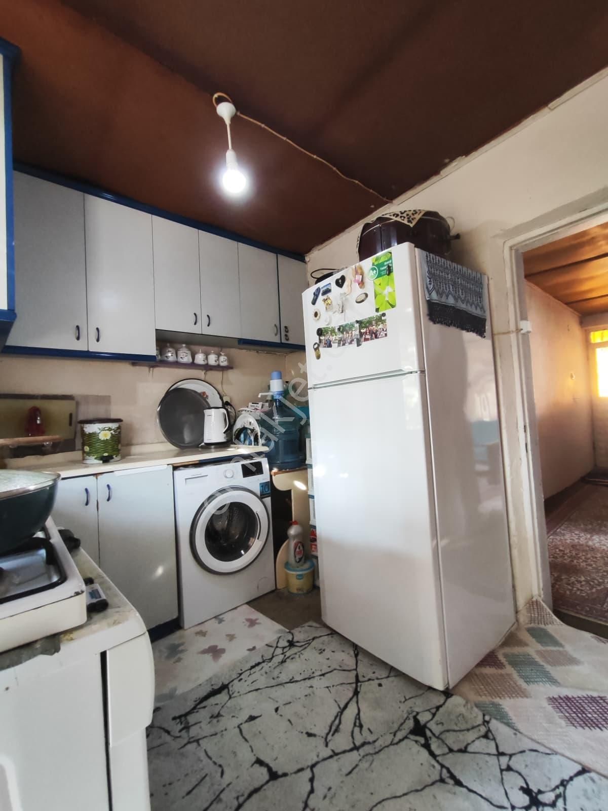 Cadde Üzerinde 2+1 Müstakil Ev Köşe Parsel Satılık Hisseli Tapu - Görsel 23