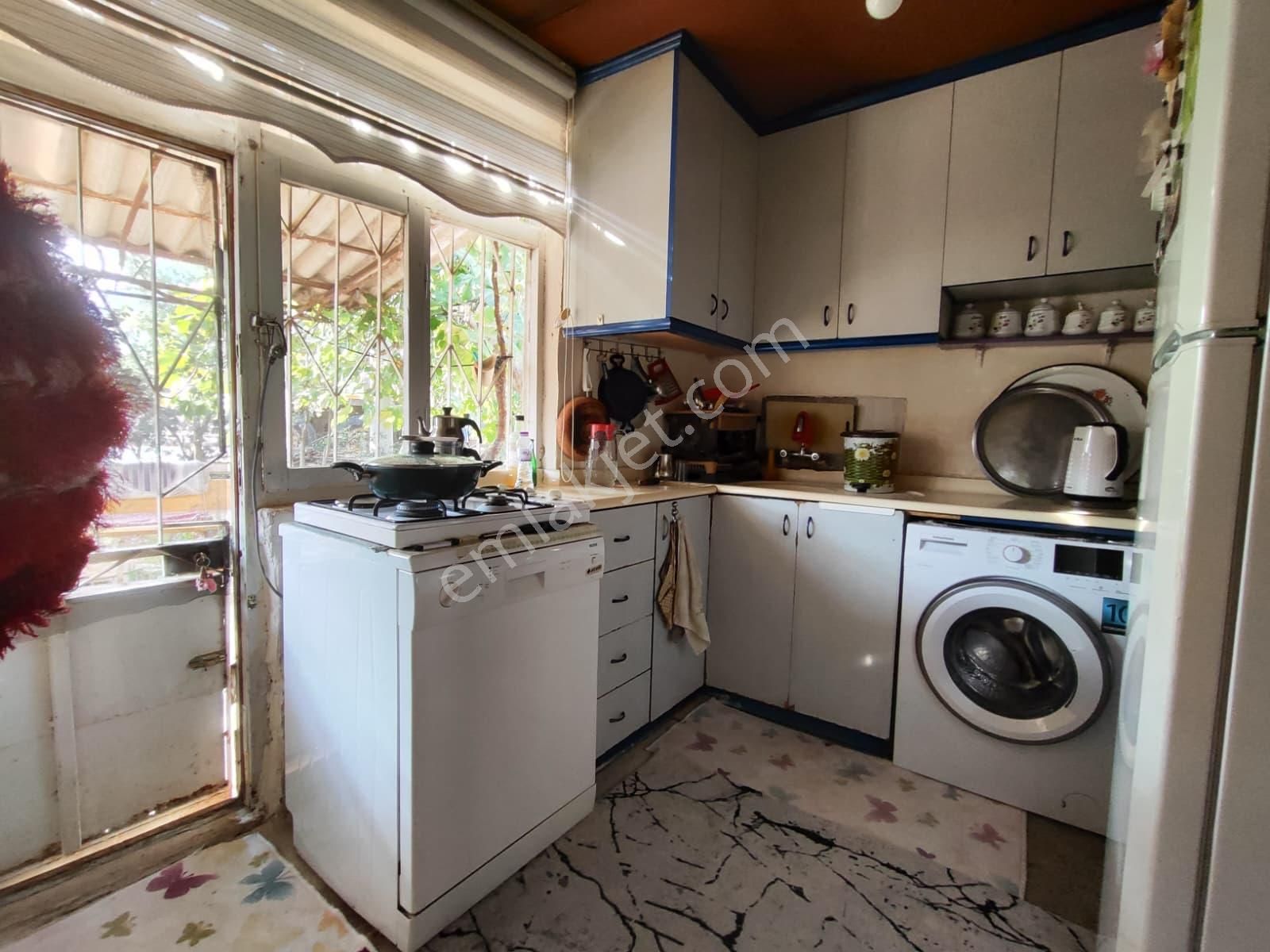 Cadde Üzerinde 2+1 Müstakil Ev Köşe Parsel Satılık Hisseli Tapu - Görsel 21