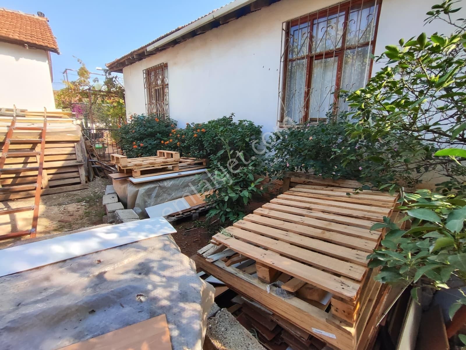 Cadde Üzerinde 2+1 Müstakil Ev Köşe Parsel Satılık Hisseli Tapu - Görsel 10