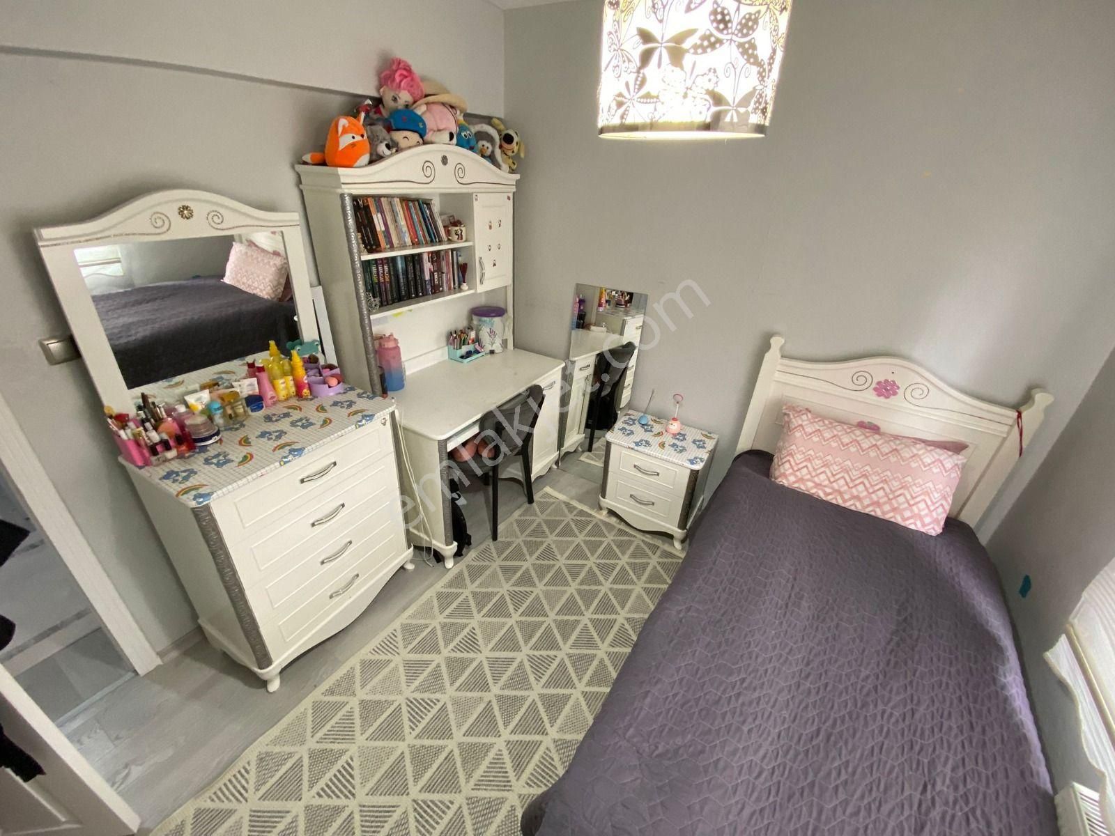 Akşemsettinde 3+1 Yapılı Kaçırılmayacak Daire!! - Görsel 9