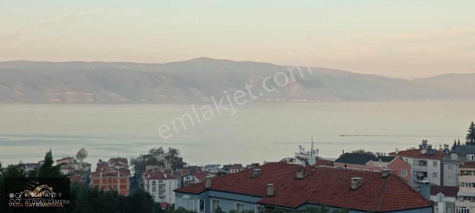 Bursa Mudanya Halitpaşada 3+1 8 Yıllık Binada 110m2 Daire - Görsel 13