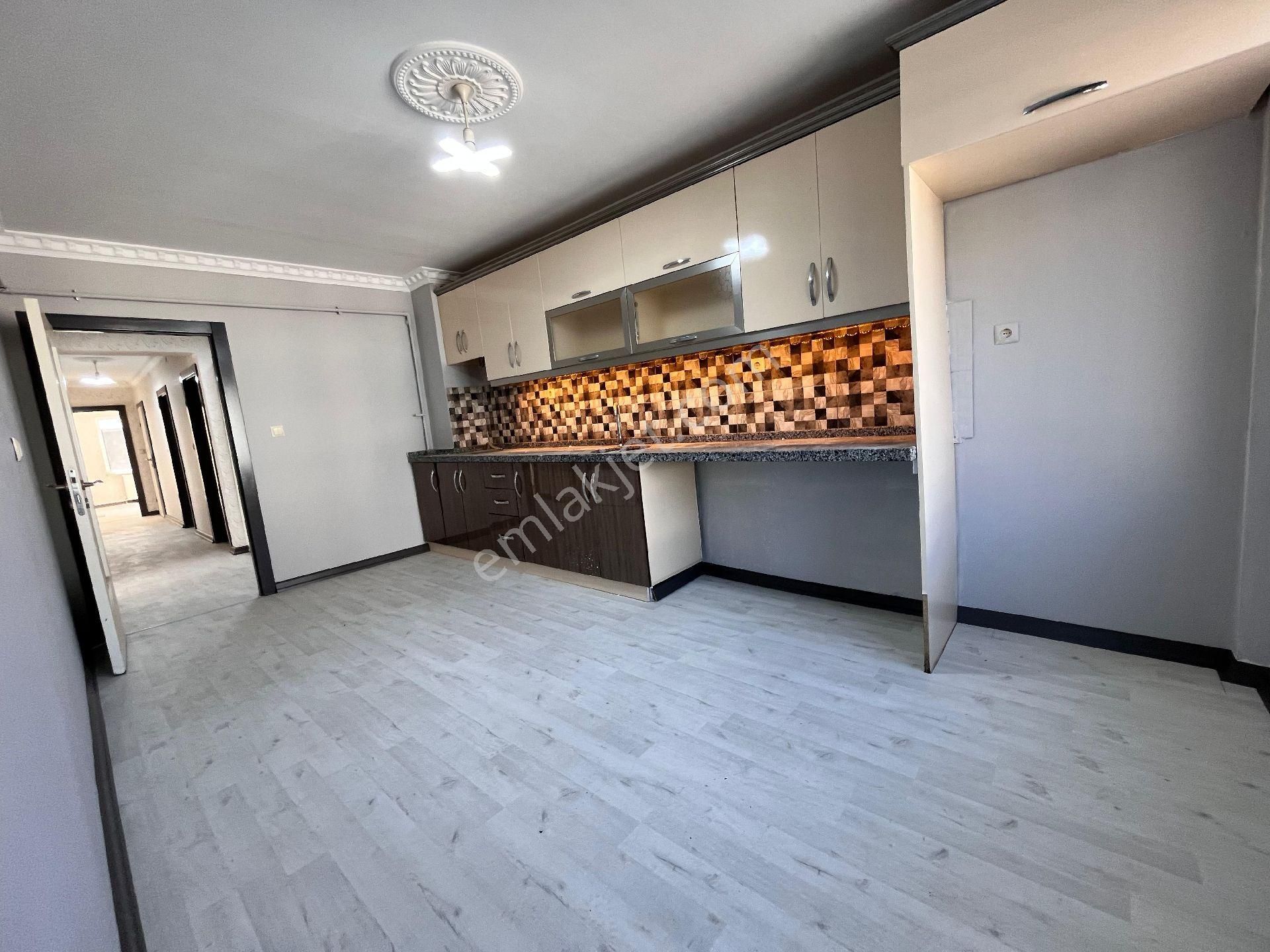 Karapürçek Altınköy Parkı Yakını 3+1 Asansörlü Masrafsız Daire - Görsel 2