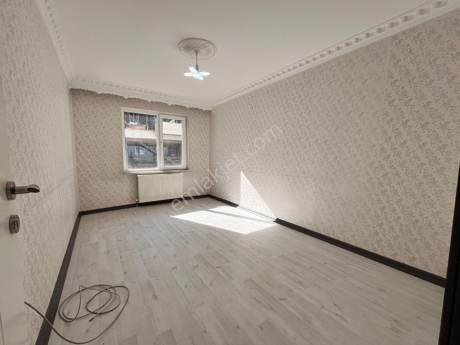 Karapürçek Altınköy Parkı Yakını 3+1 Asansörlü Masrafsız Daire - Görsel 24