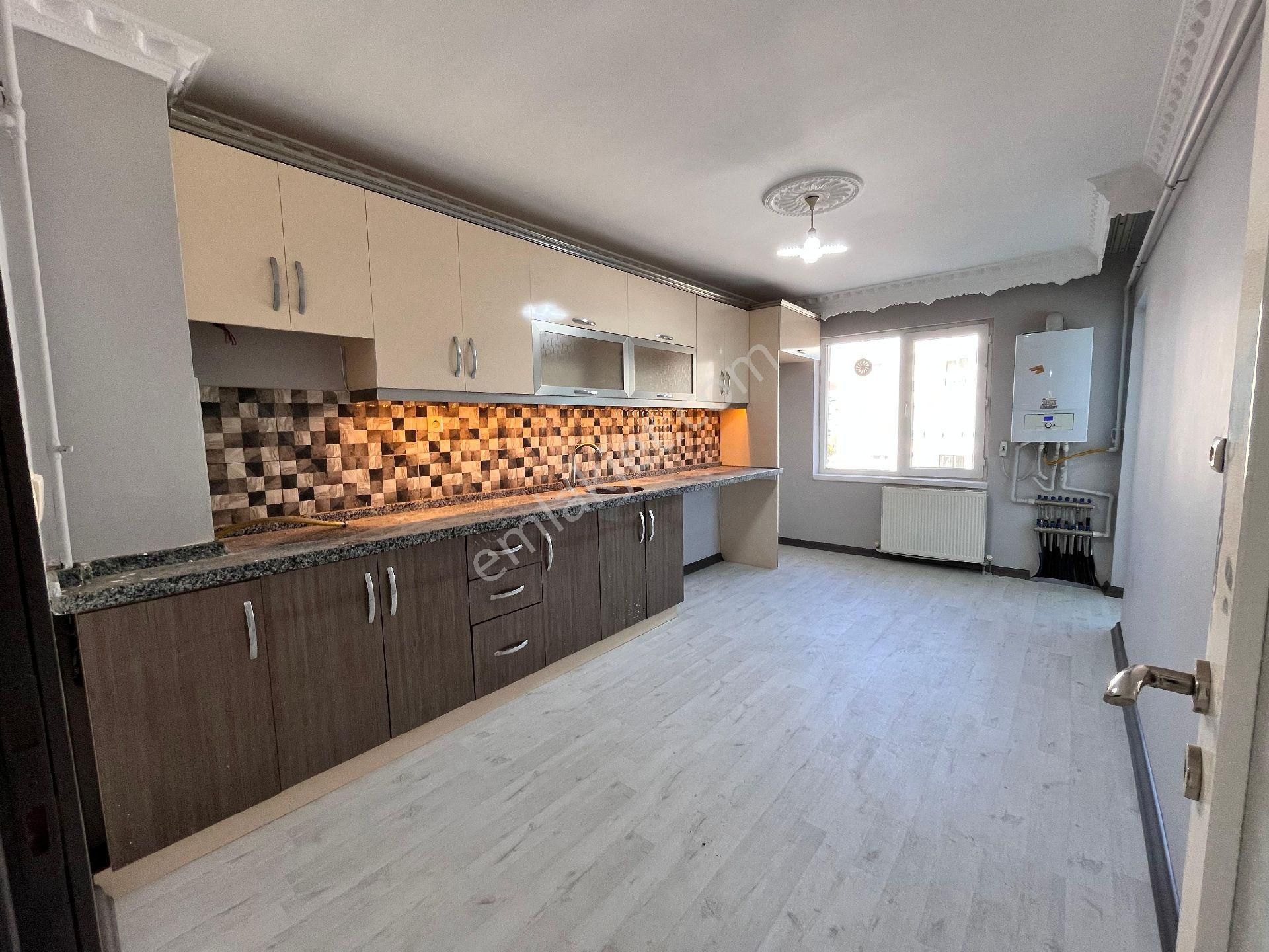 Karapürçek Altınköy Parkı Yakını 3+1 Asansörlü Masrafsız Daire - Görsel 6