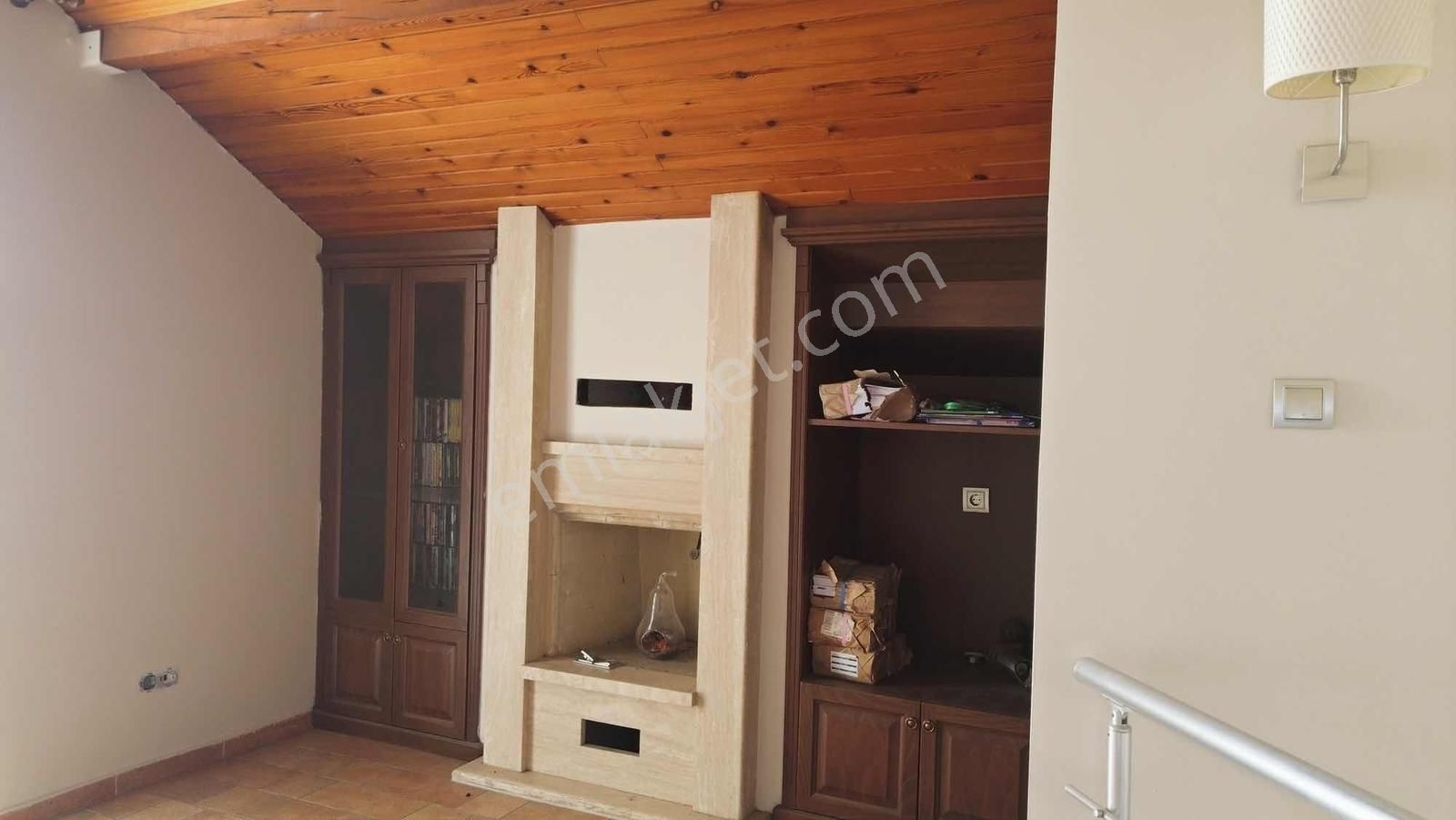 Bornova Evka 3 Ortakköy Sitesi 5+1 Lüks Tripleks Villa - Görsel 8