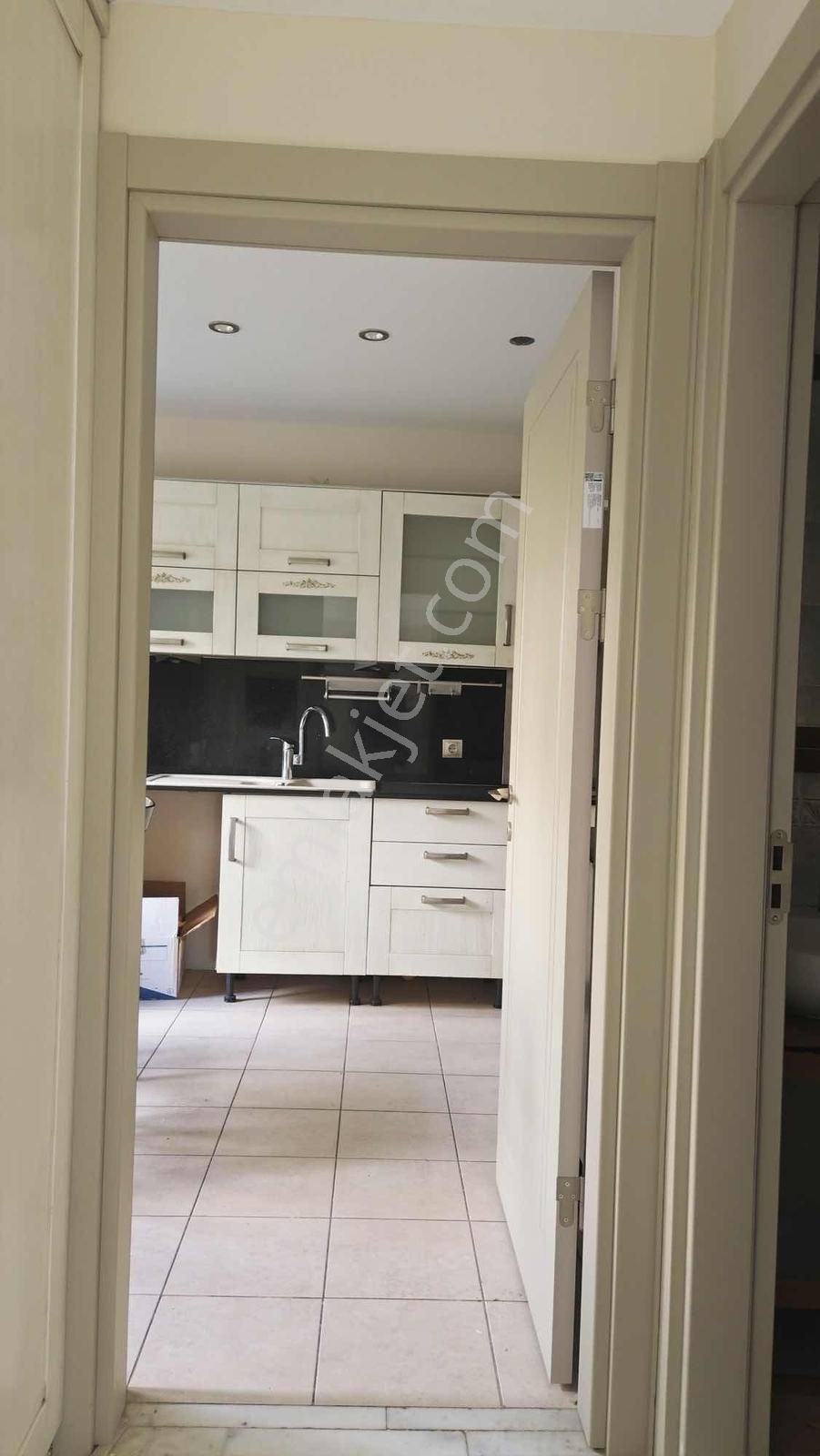 Bornova Evka 3 Ortakköy Sitesi 5+1 Lüks Tripleks Villa - Görsel 22