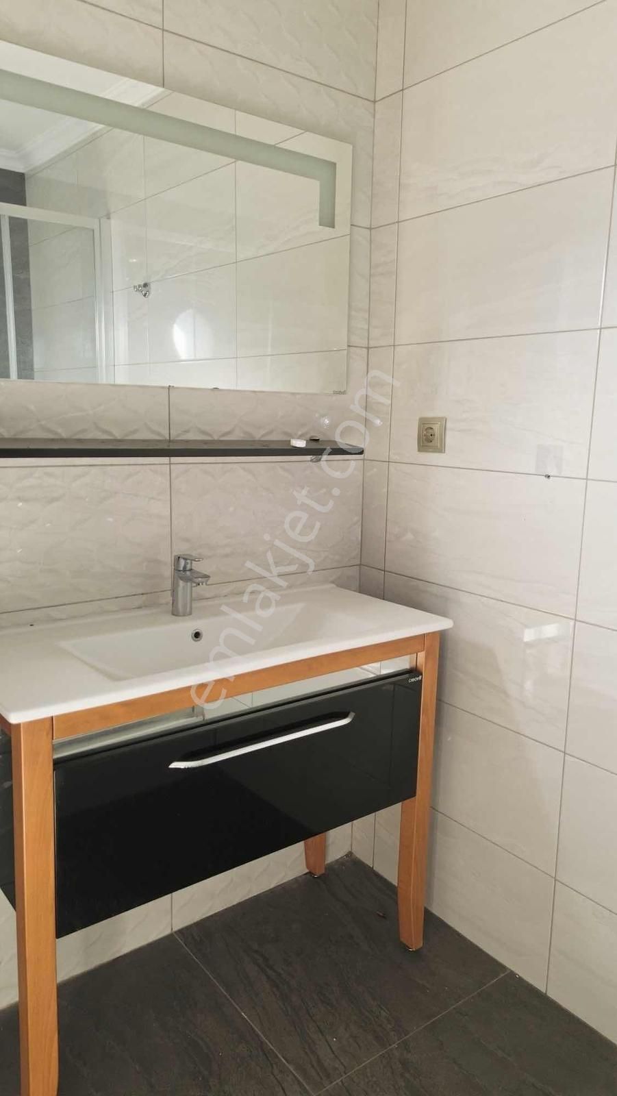 Bornova Evka 3 Ortakköy Sitesi 5+1 Lüks Tripleks Villa - Görsel 6