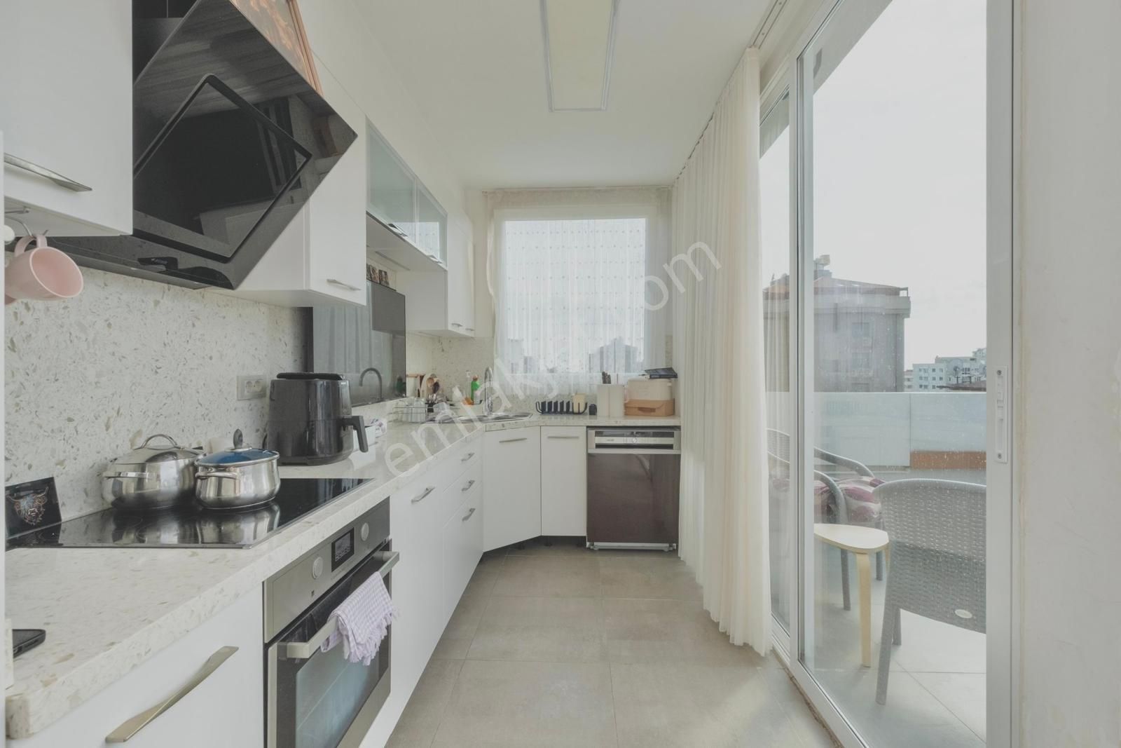 Best Group'tan Erenköy'de Katta Tek Yasal 285m2 4+1 Dubleks - Görsel 16