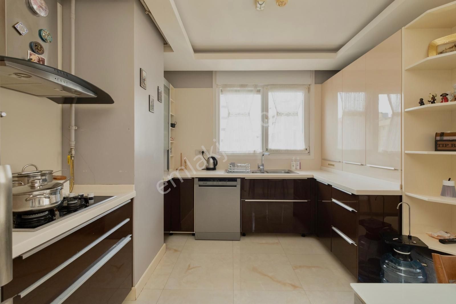 Best Group'tan Erenköy'de Katta Tek Yasal 285m2 4+1 Dubleks - Görsel 14