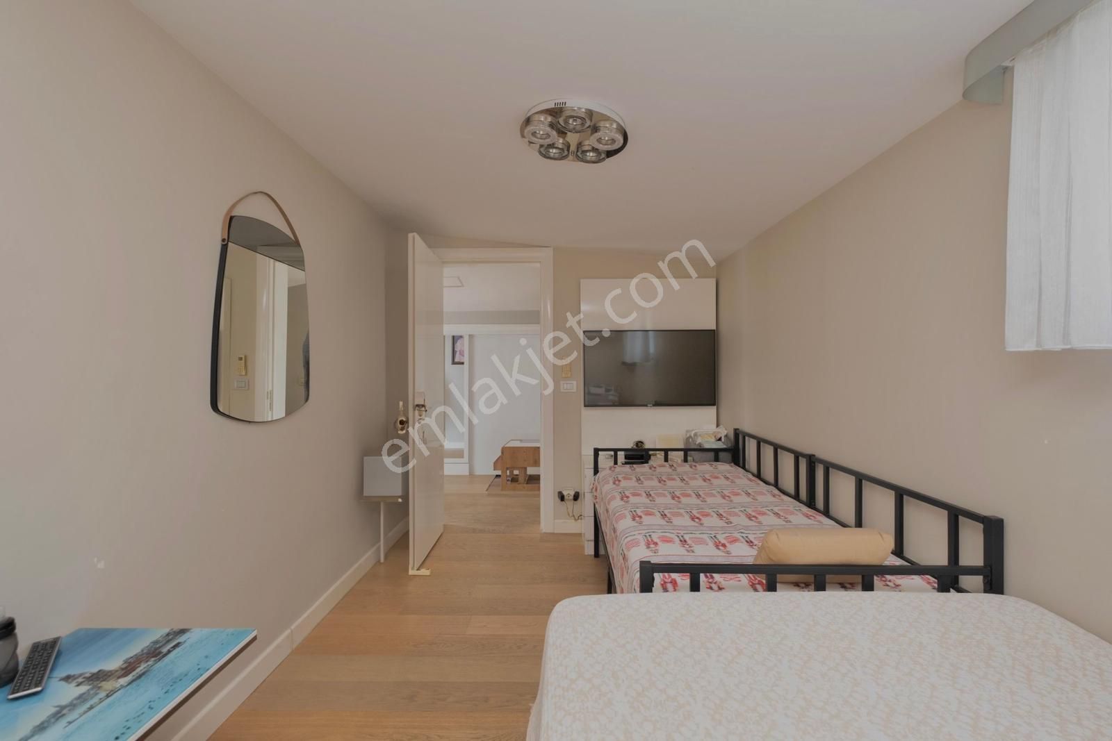 Best Group'tan Erenköy'de Katta Tek Yasal 285m2 4+1 Dubleks - Görsel 11