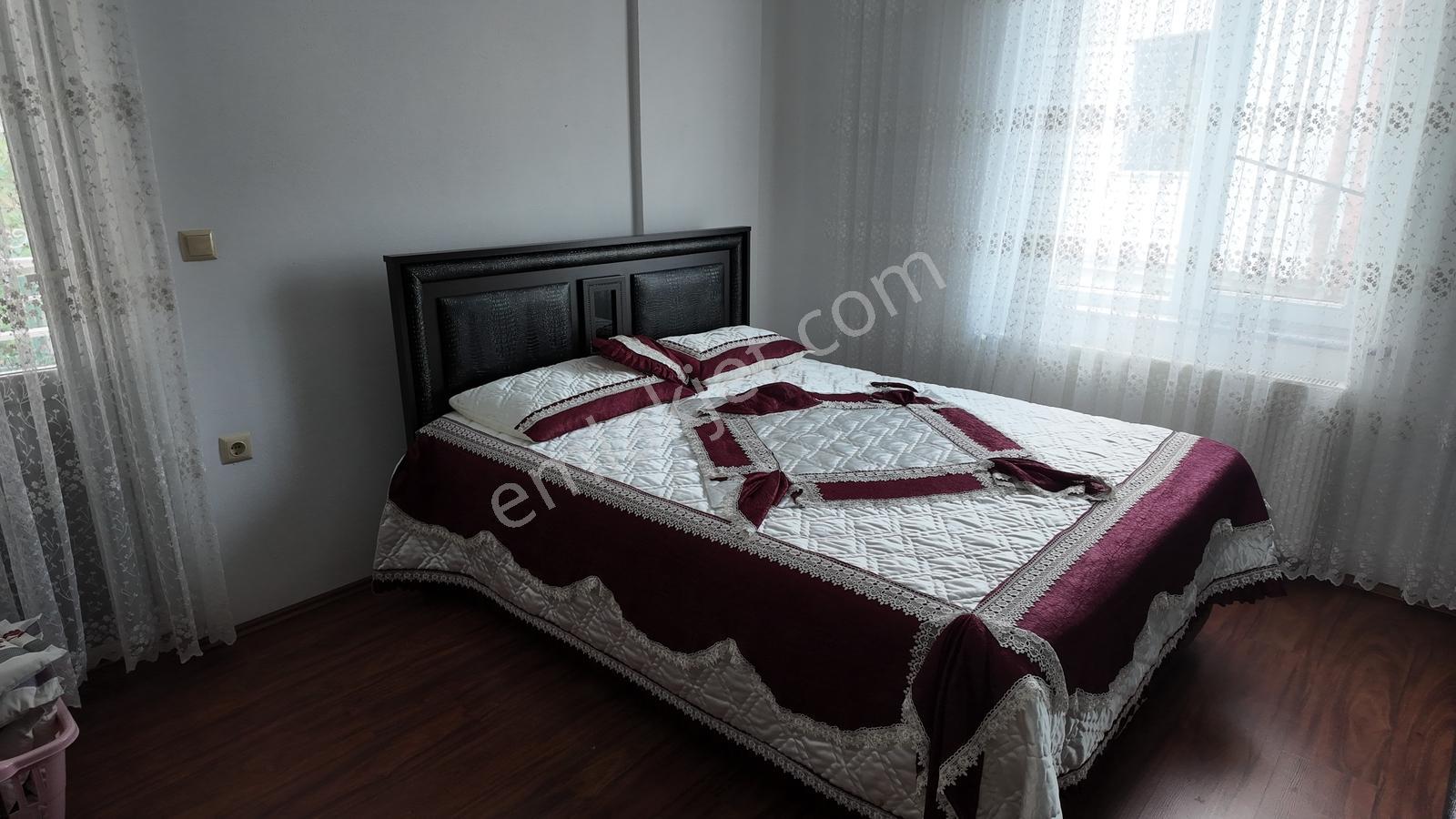 Gülyalı'da Eşsiz Konumda, Eşyalı, Tripleks Villa Fırsatı - Görsel 18