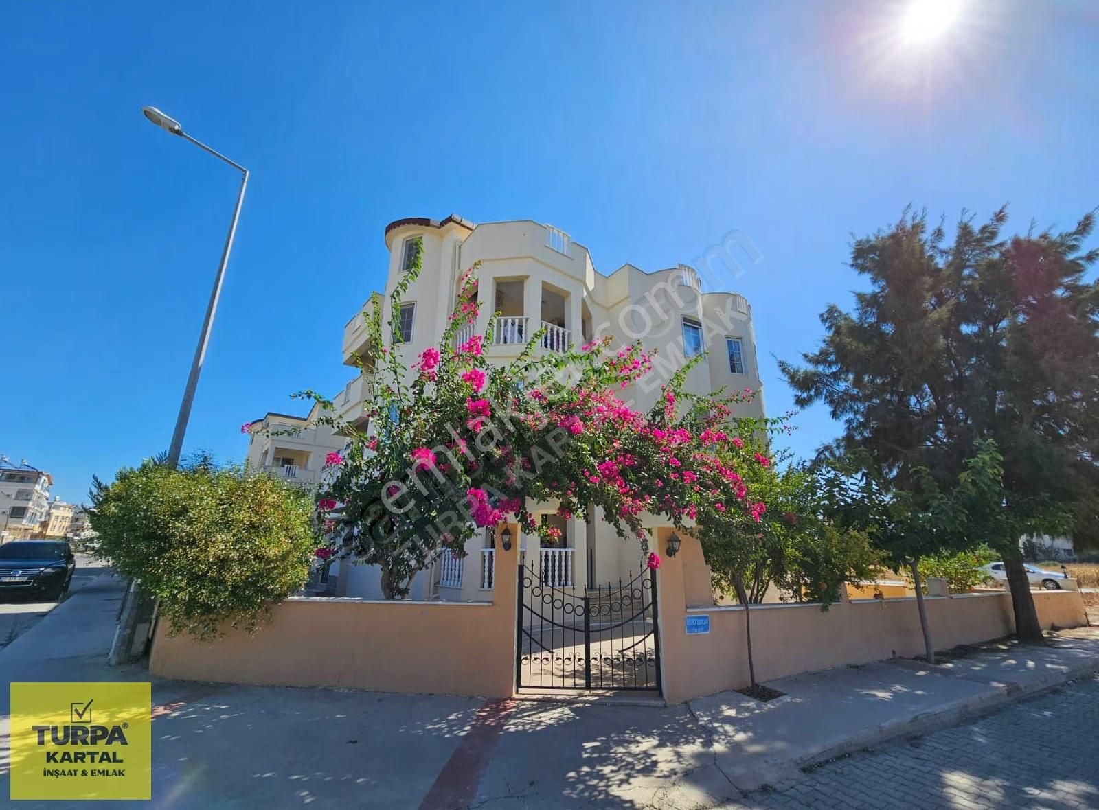 Satılık Havuzlu Site