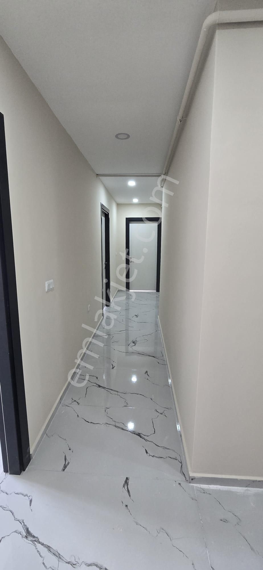 Adana Çukurovada Yurt Mahallesinde Doğalgazlı 3+1 Kiralık Fırsat Daire - Görsel 2