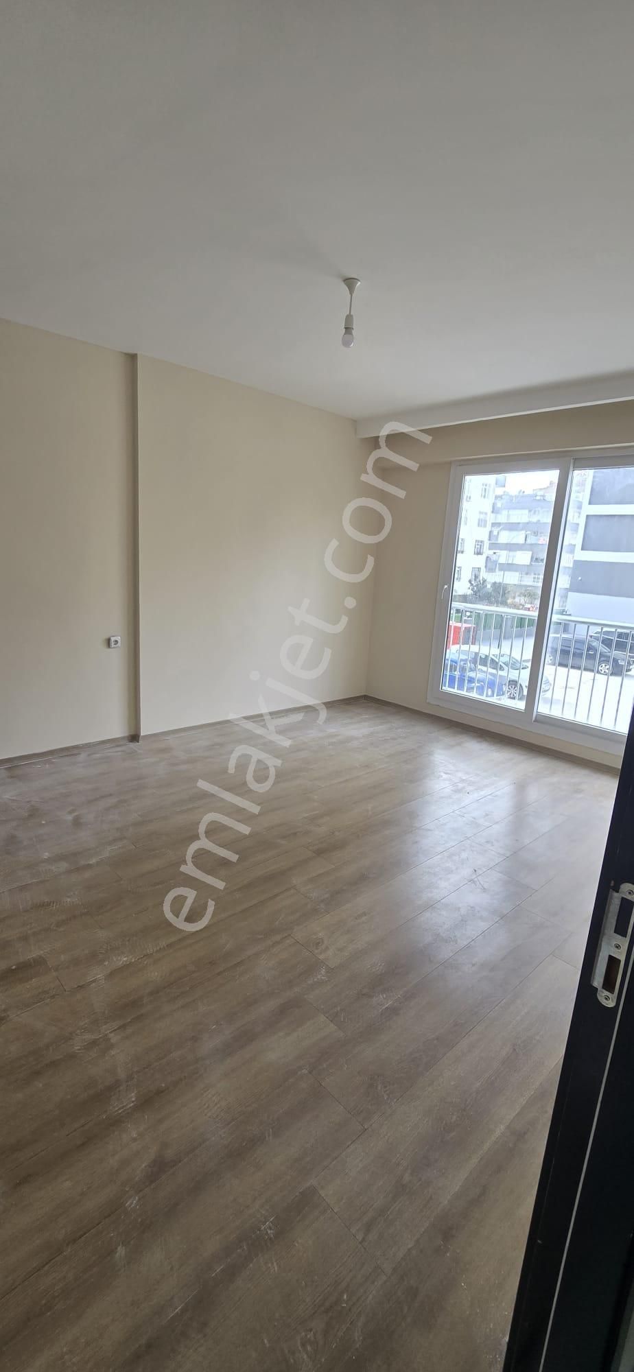 Adana Çukurovada Yurt Mahallesinde Doğalgazlı 3+1 Kiralık Fırsat Daire - Görsel 12