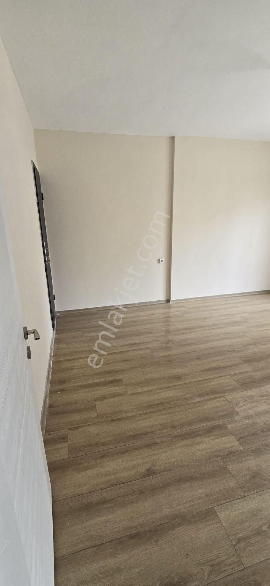 Adana Çukurovada Yurt Mahallesinde Doğalgazlı 3+1 Kiralık Fırsat Daire - Görsel 5