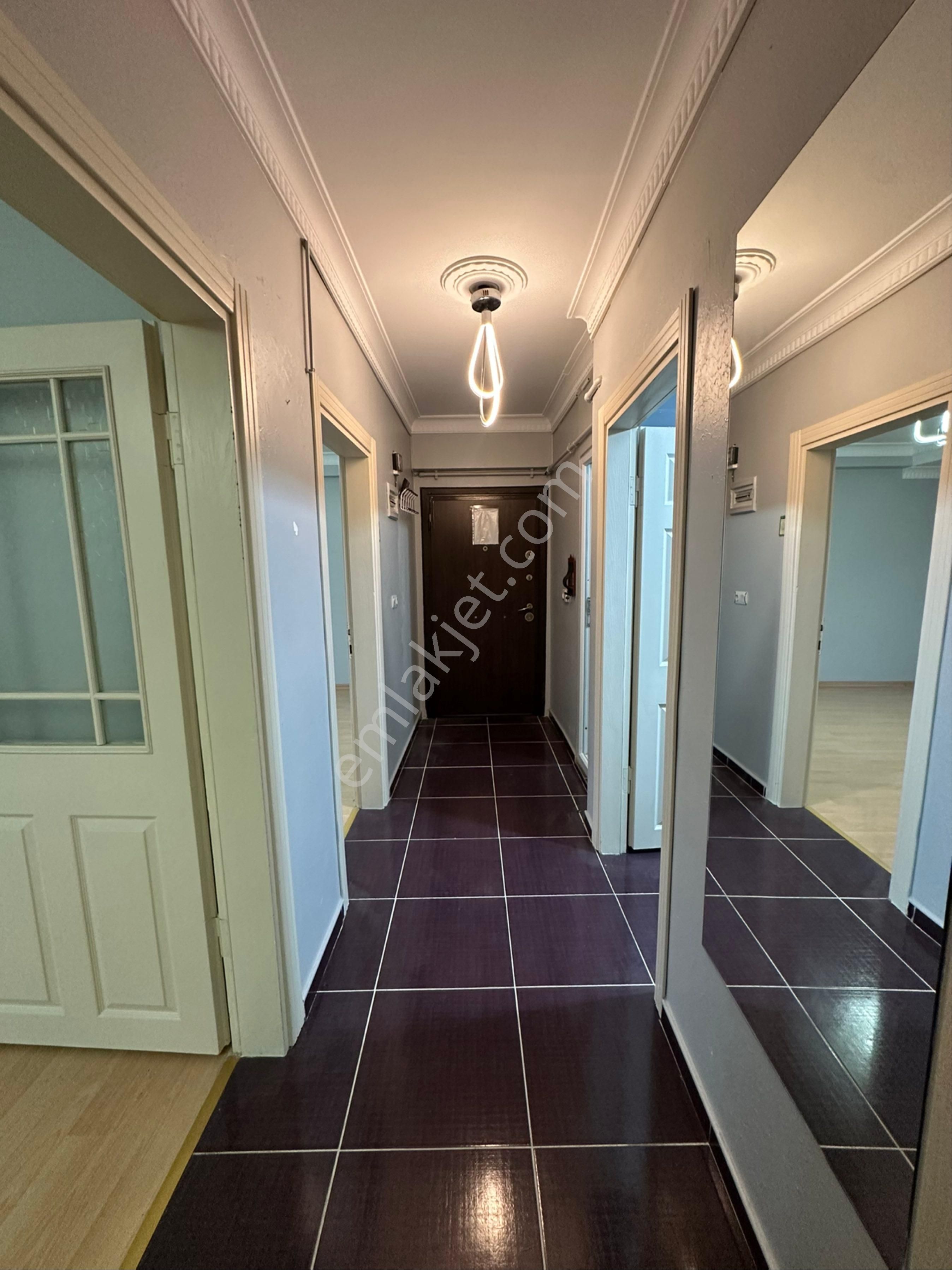 Cebeci Mah’de S Caddesine 4+2 200m2 Girişleri Ayrı Bağımsız Dublex Daire - Görsel 11