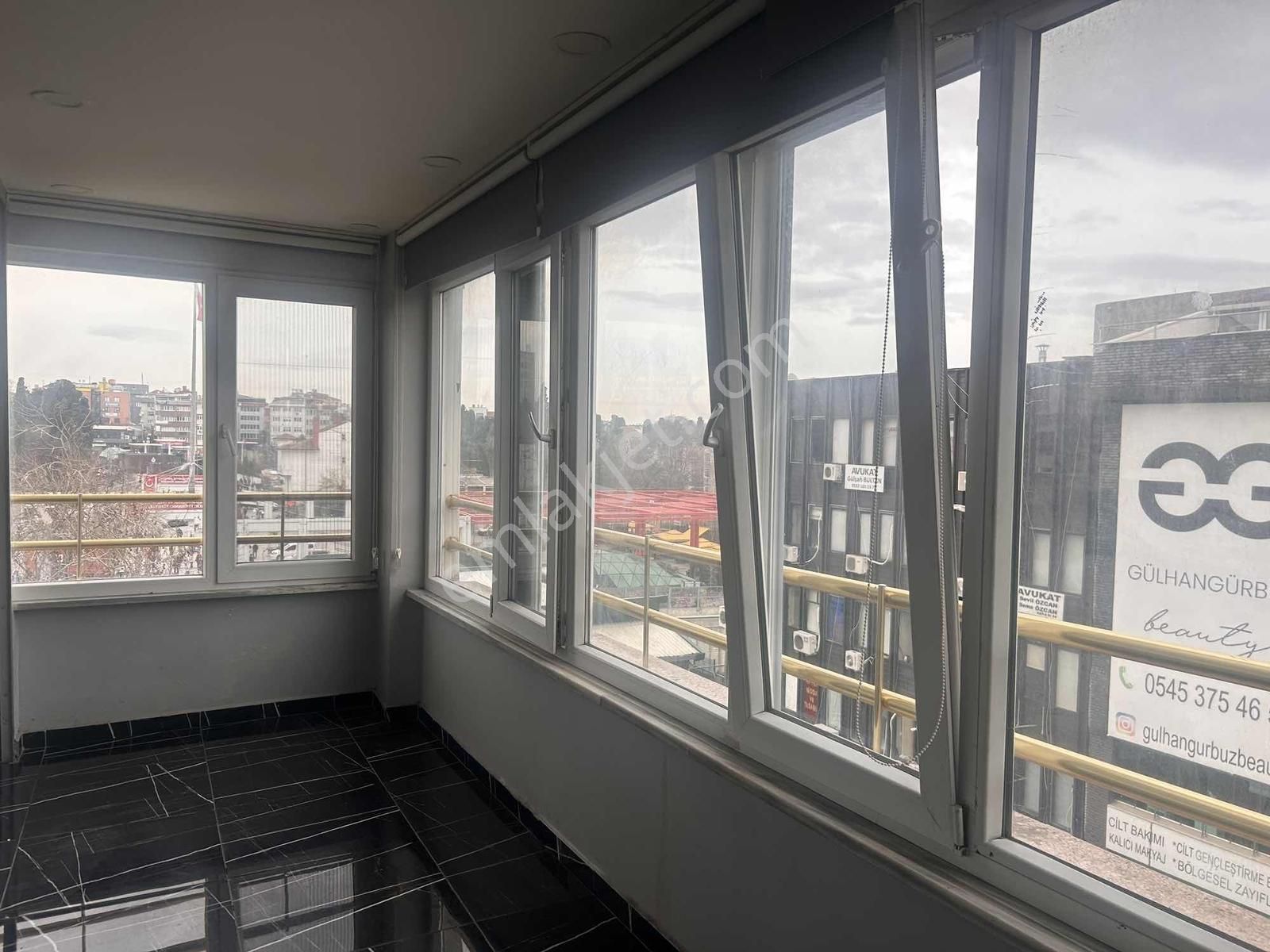 Meydanda Tabela Değerli 120m2 Asansörlü - Görsel 10