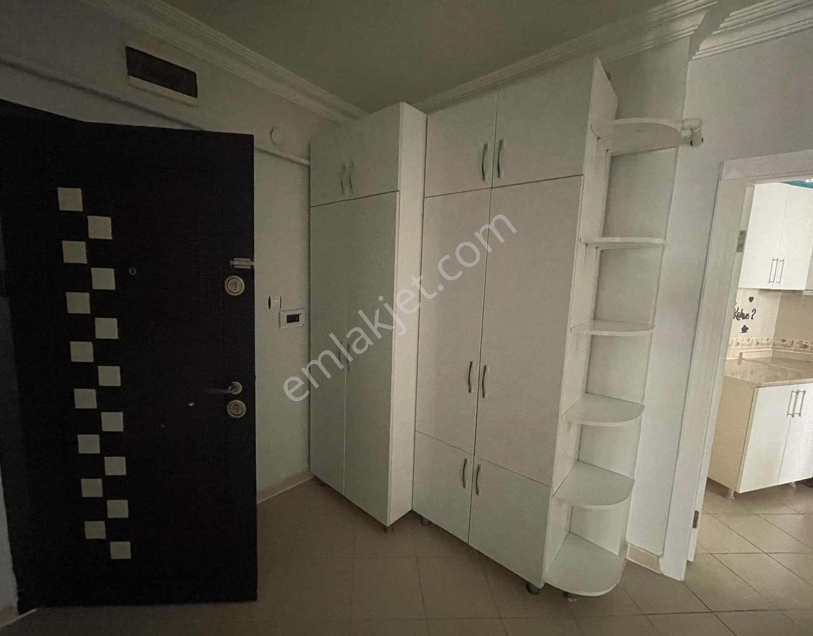 Yatırım Emlak'tan Köroğlu Mevki Giriş Konumlu Asansörl 3+1 Daire - Görsel 2