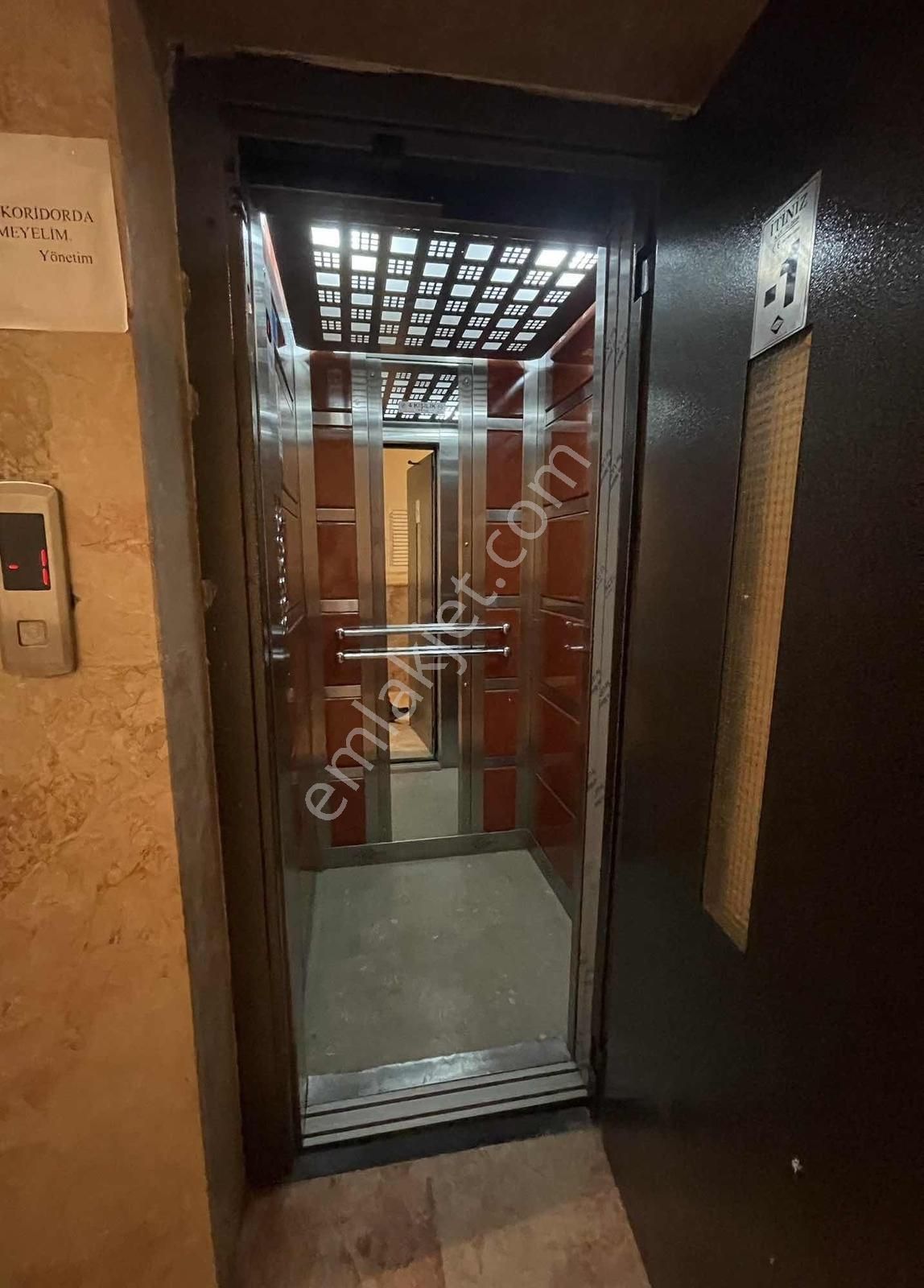 Yatırım Emlak'tan Köroğlu Mevki Giriş Konumlu Asansörl 3+1 Daire - Görsel 11